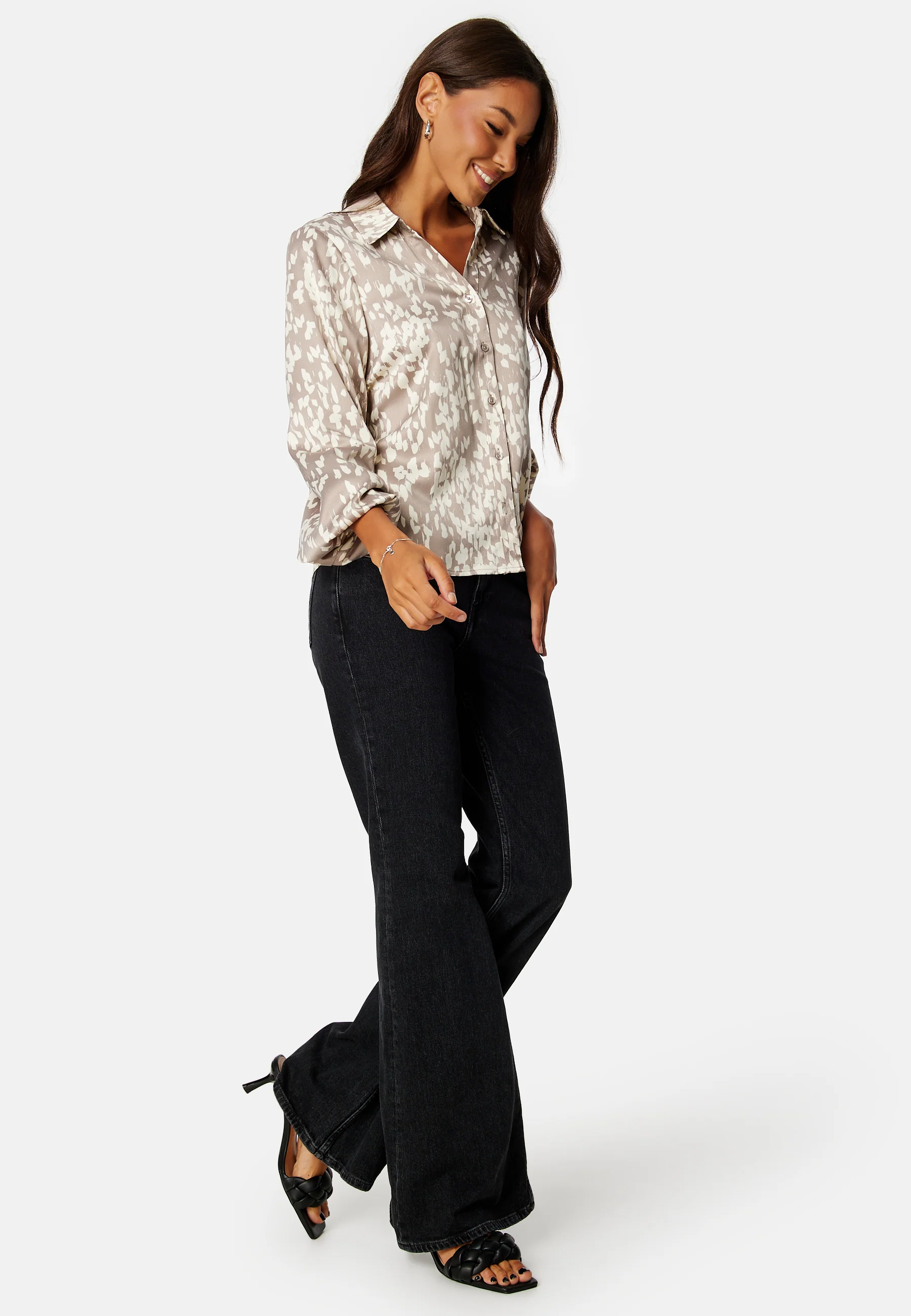 Merle L/S V-Neck Top - Image 2