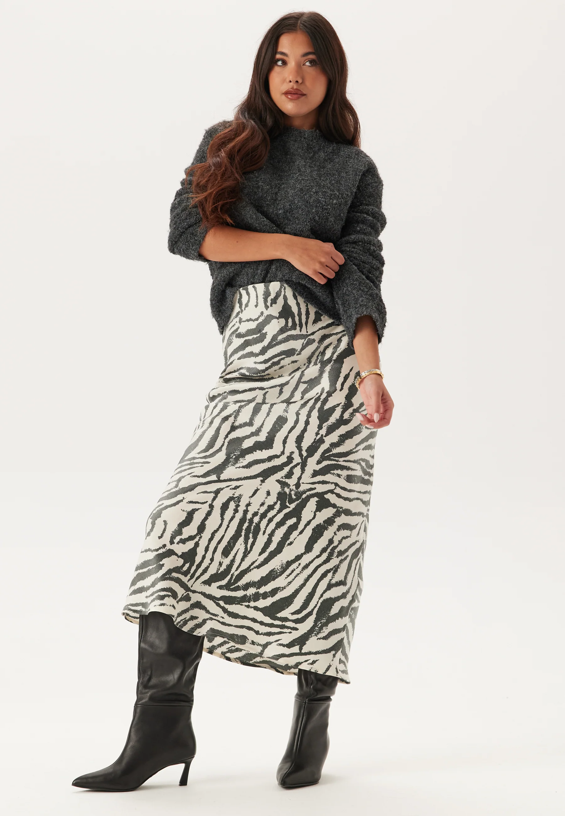 Mermaid Shimmer Midaxi Skirt - Image 5