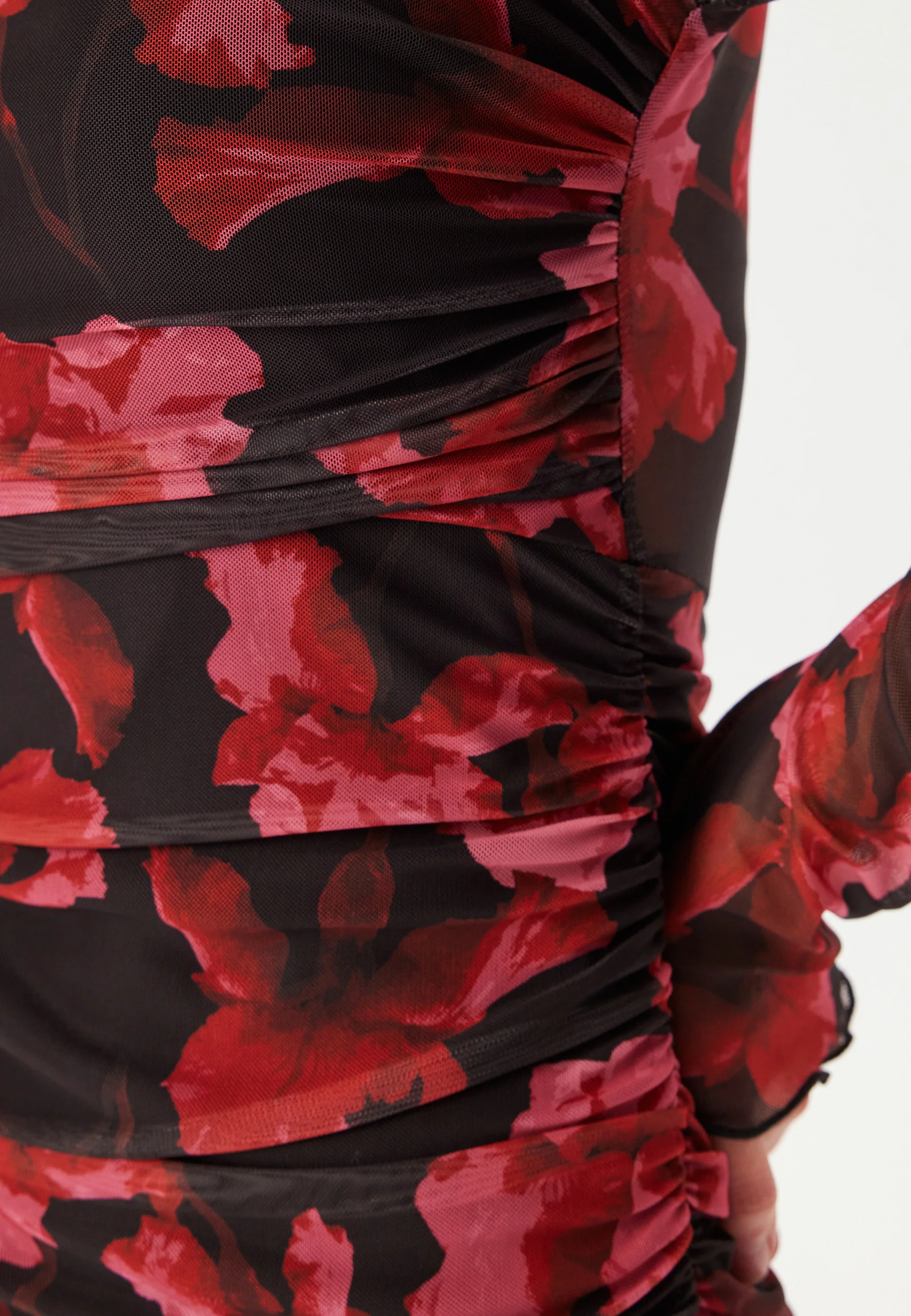 Mesh Ruched Short Dress - Image 4