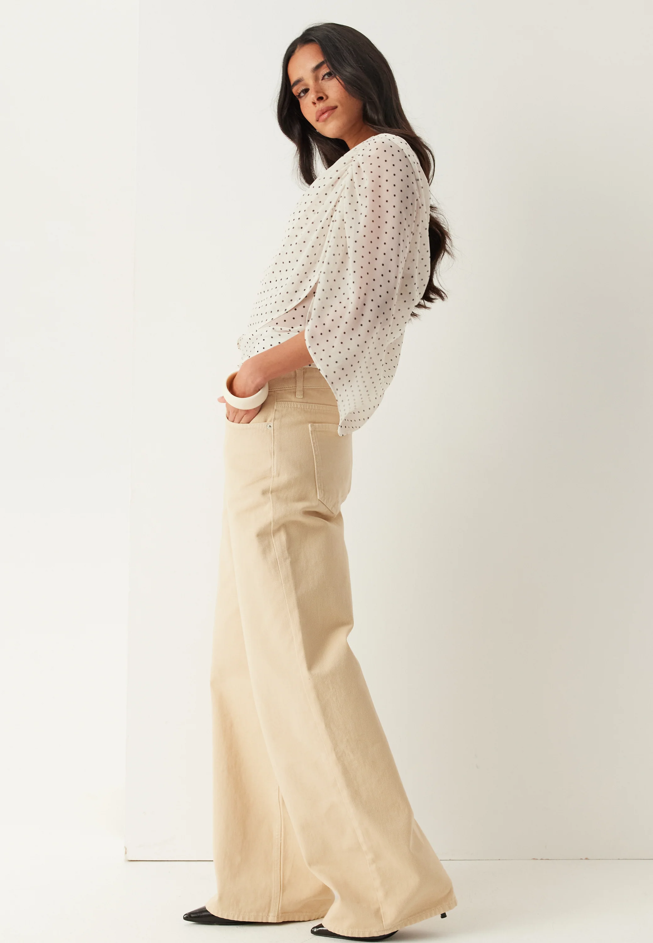 Mid Wide Jeans - Image 3