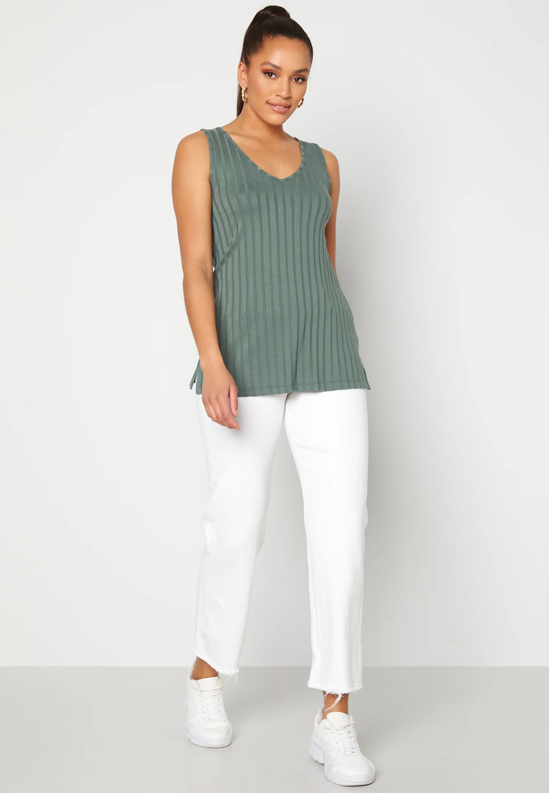 Mila sleeveless tunic - Image 2