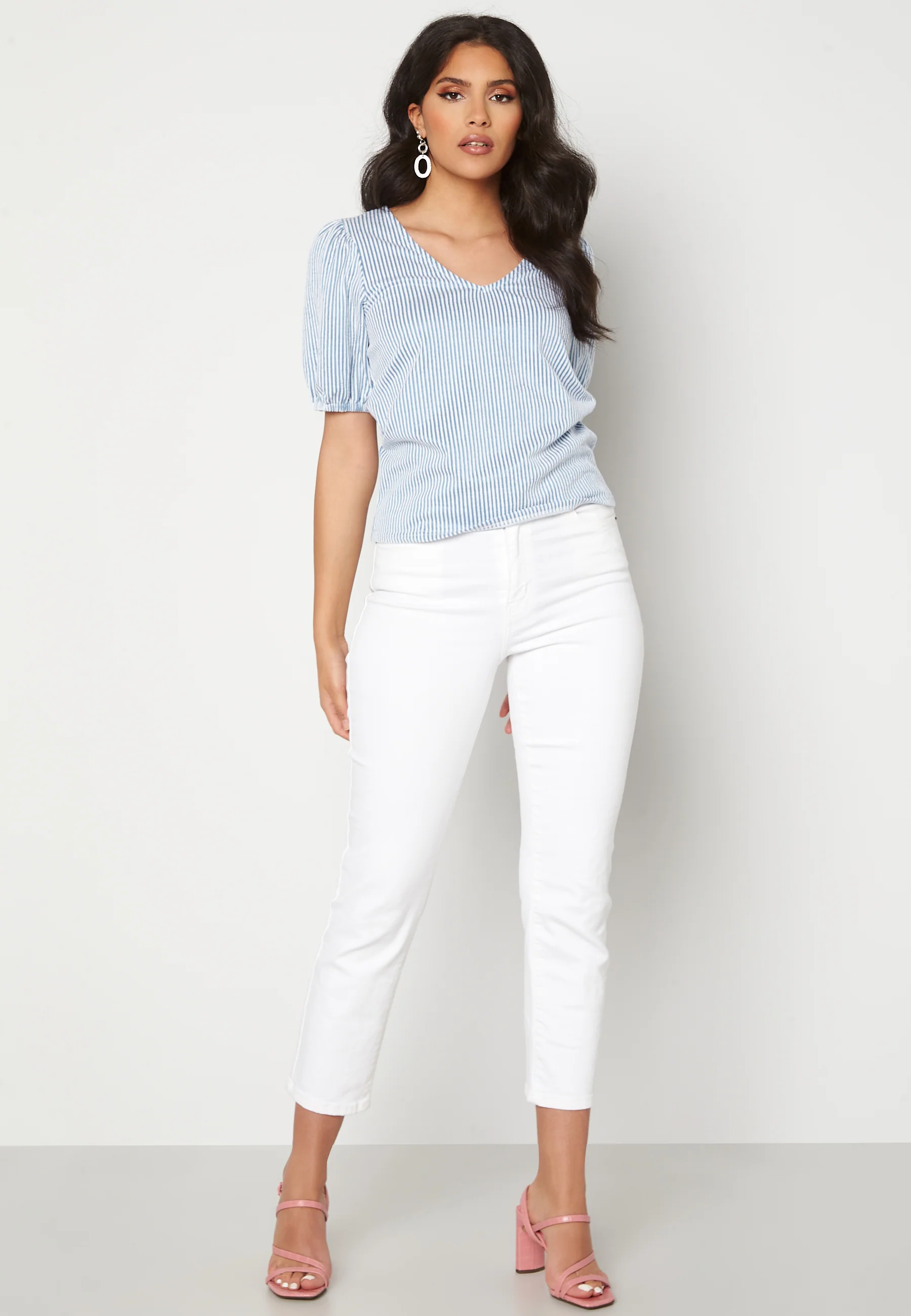 Milac V-Neck S/S Top - Image 2