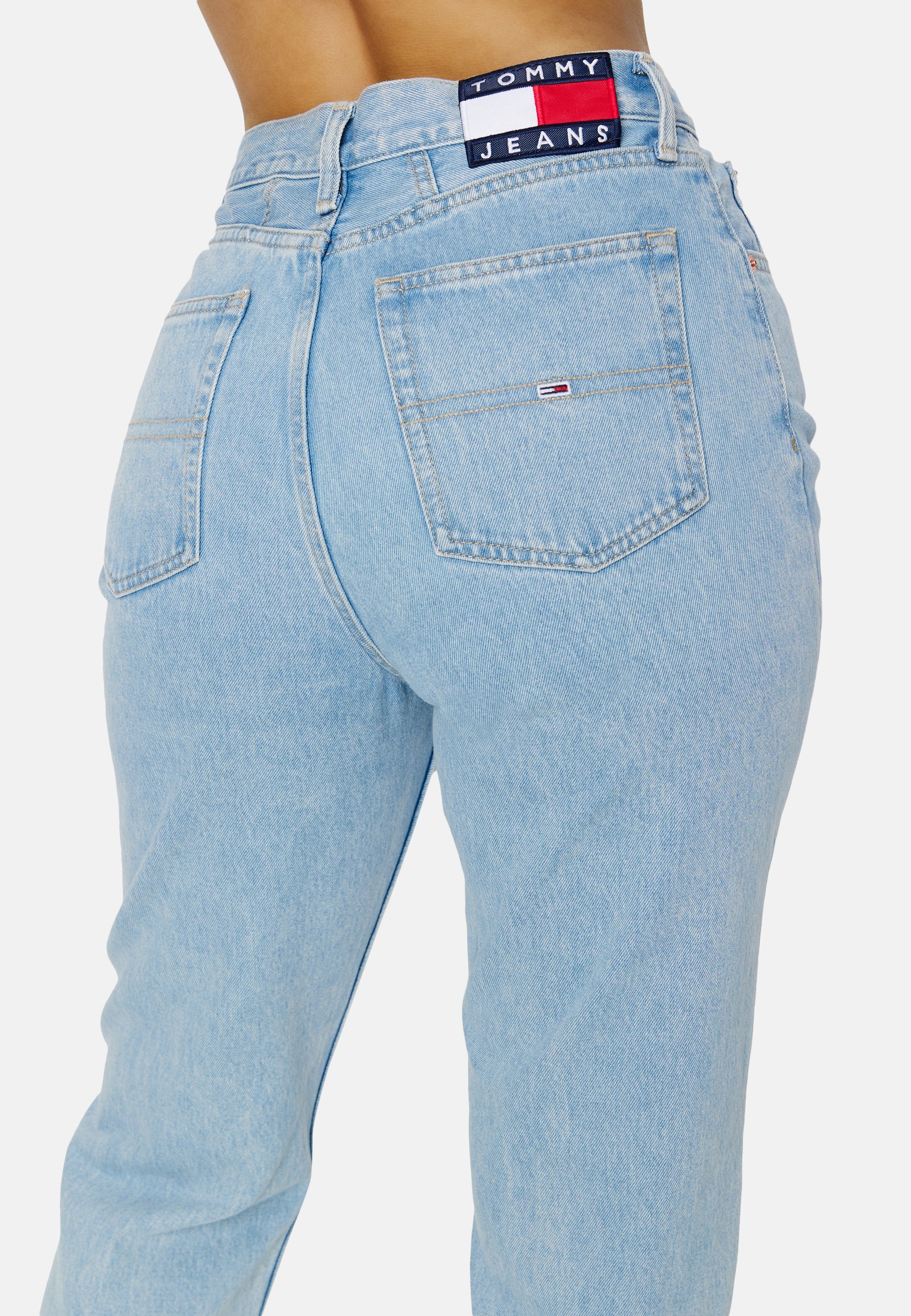 Mom Tapered Jeans - Image 3