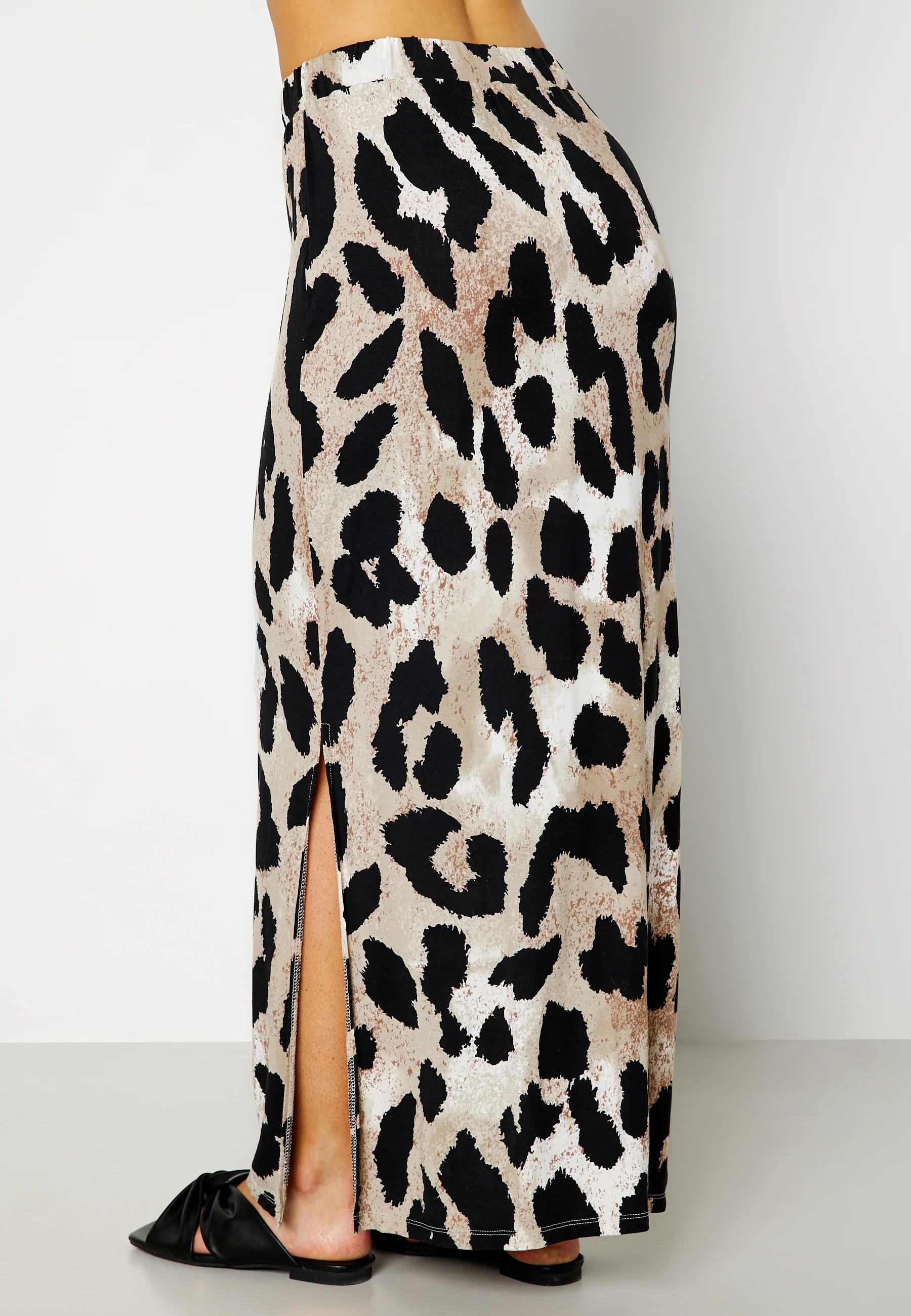Moni Stephanie Maxi Skirt - Image 3