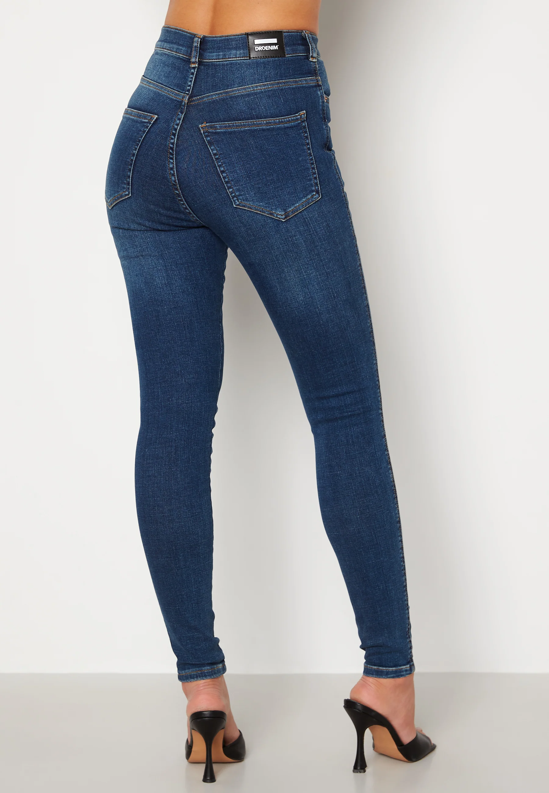 Moxy - Image 5