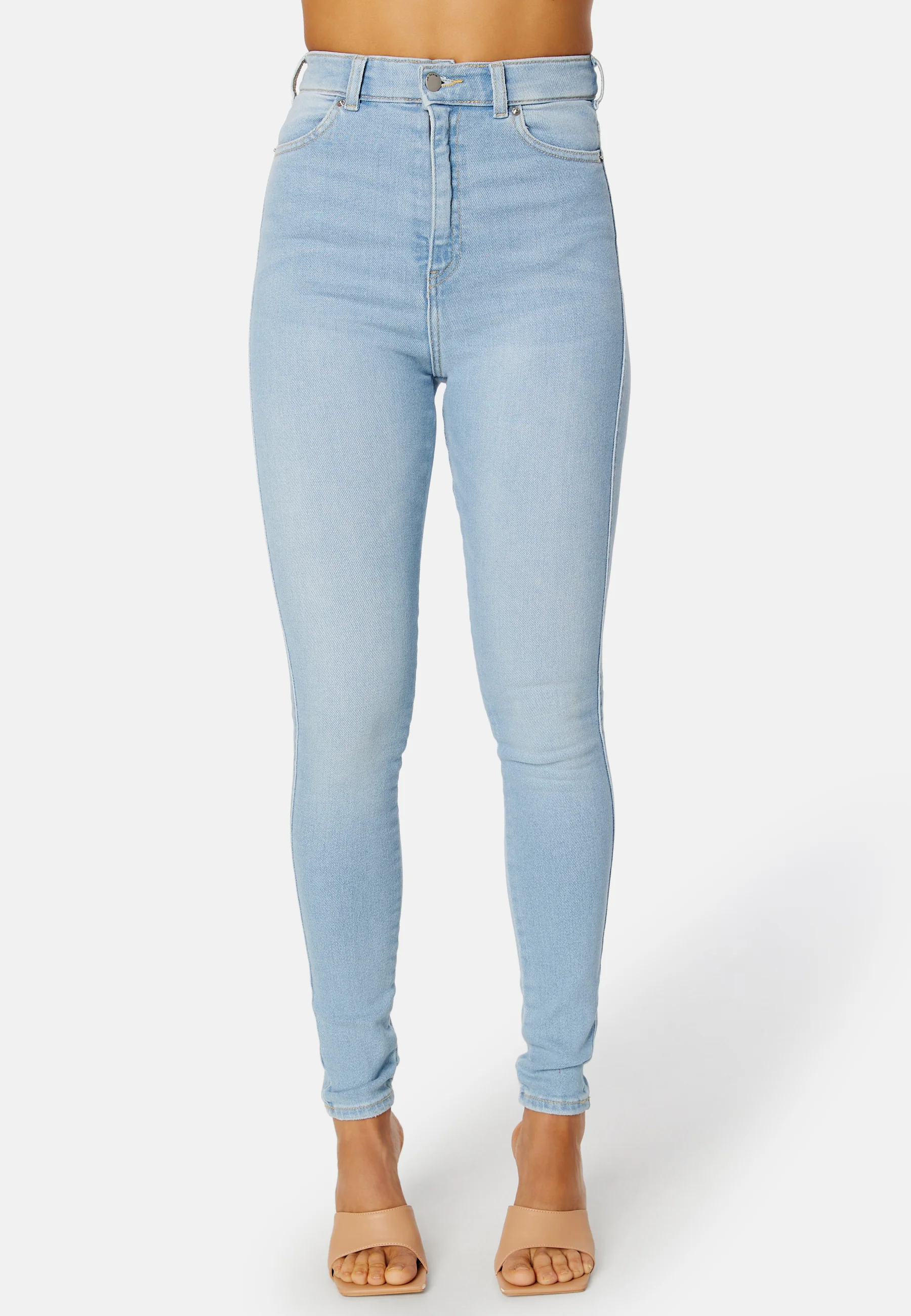 Moxy - Image 5
