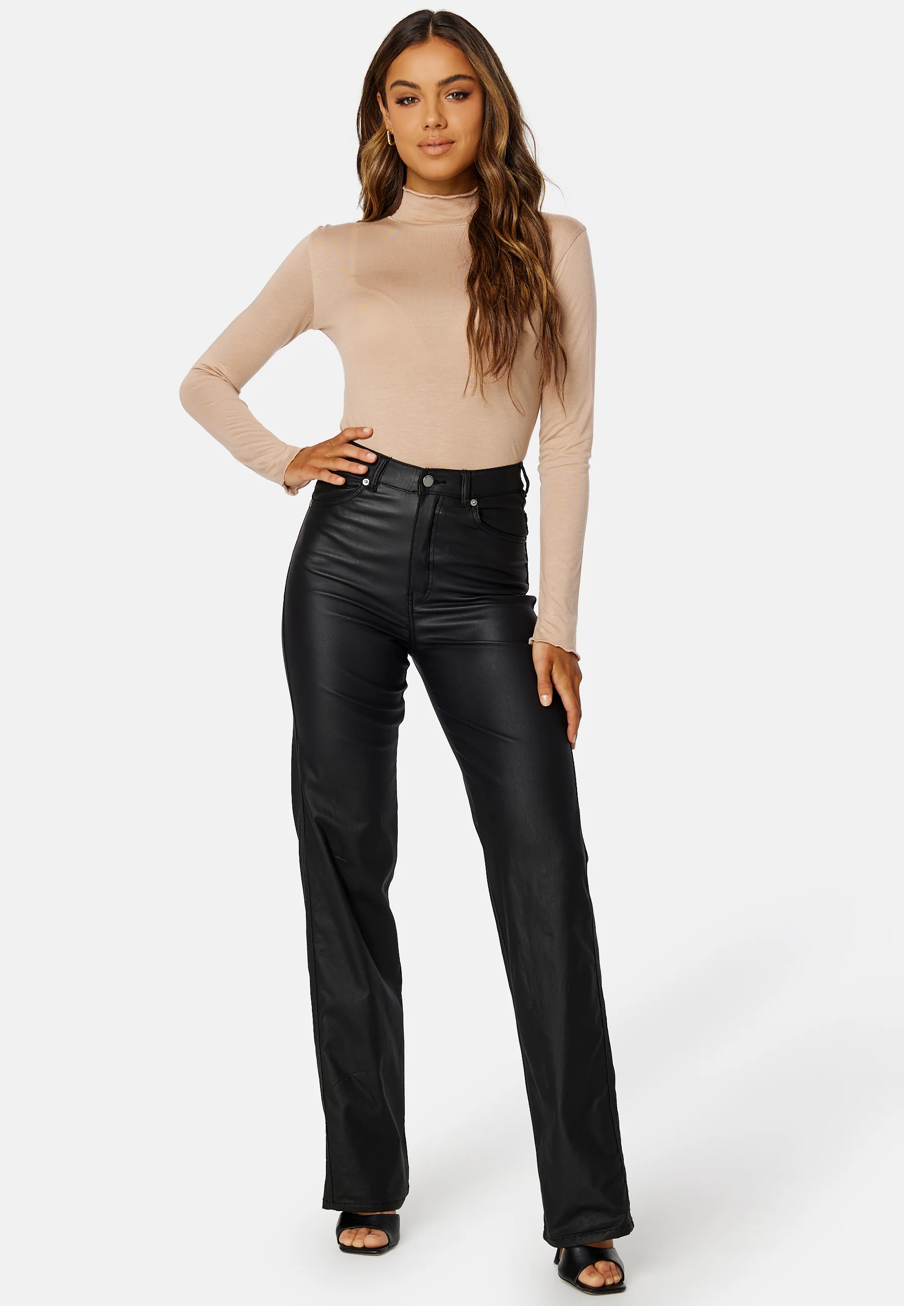Moxy Straight - Image 2