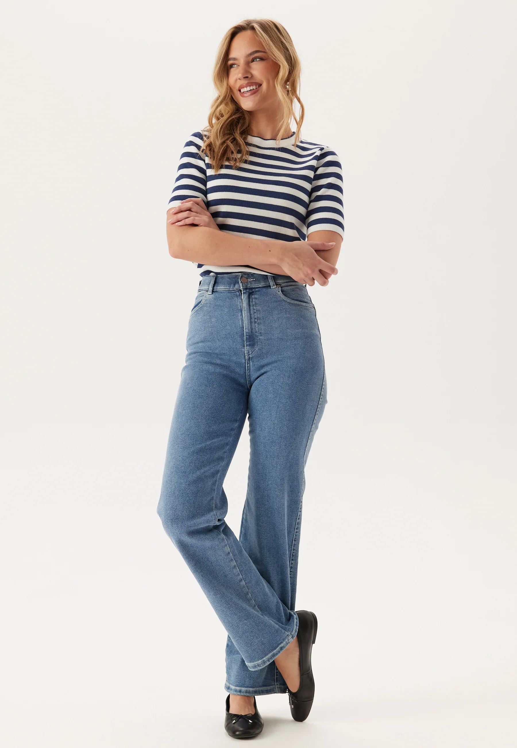 Moxy Straight - Image 3