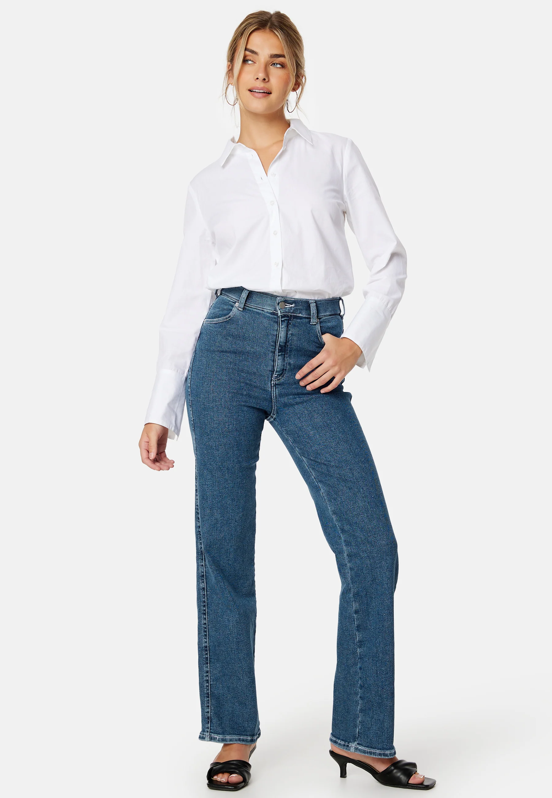 Moxy Straight - Image 2