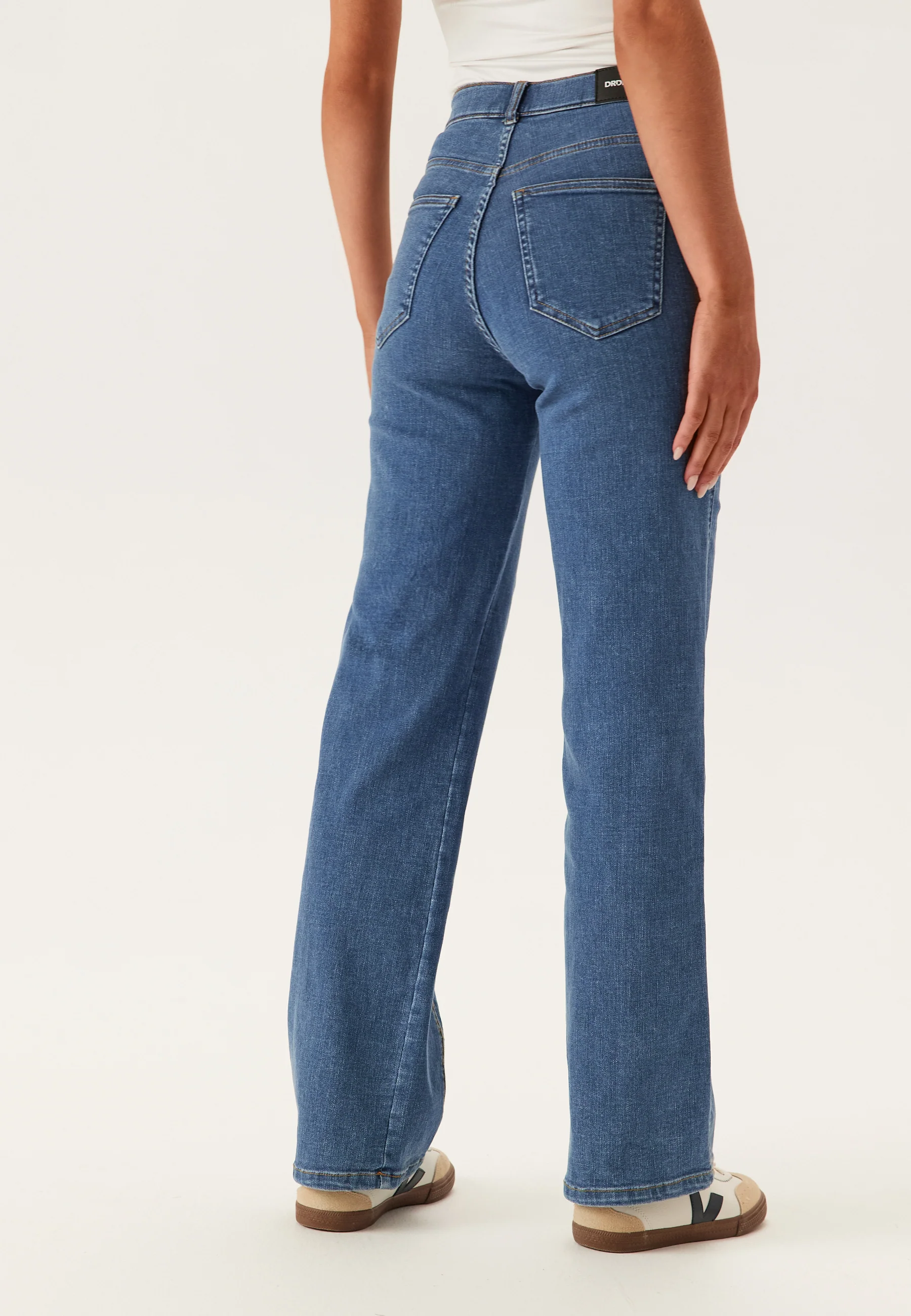 Moxy Straight Curve - Image 2