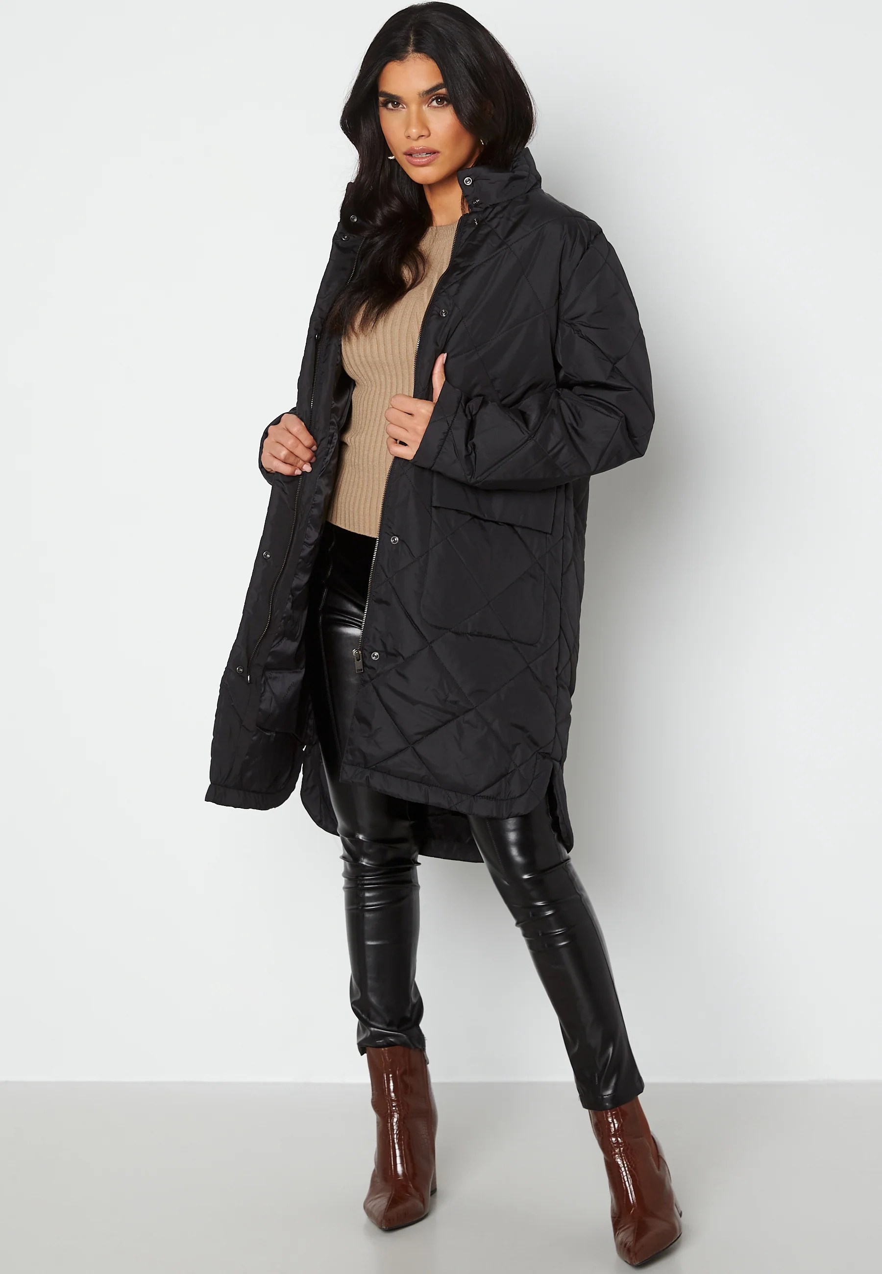 Naddy Quilted Coat - Image 4