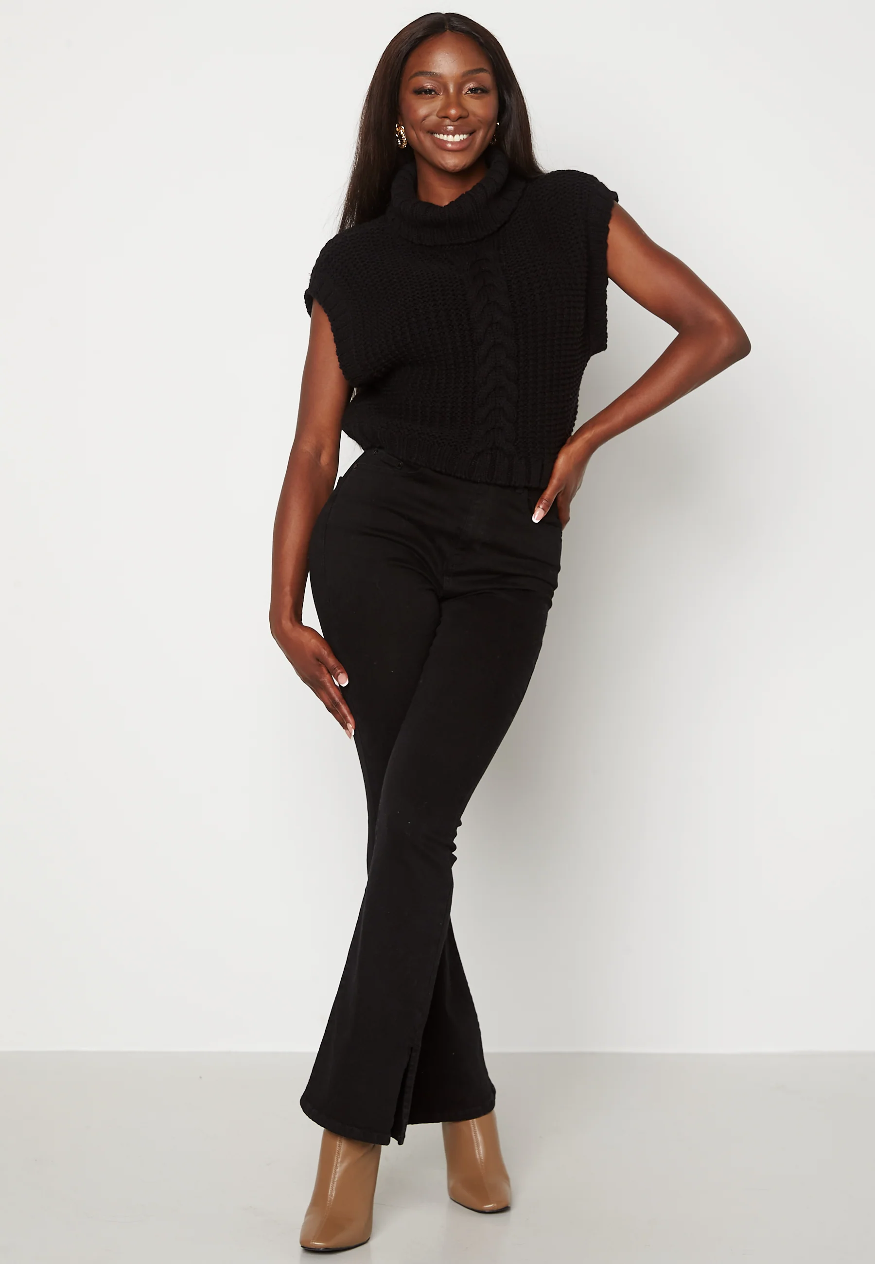 Nanja knitted vest - Image 2