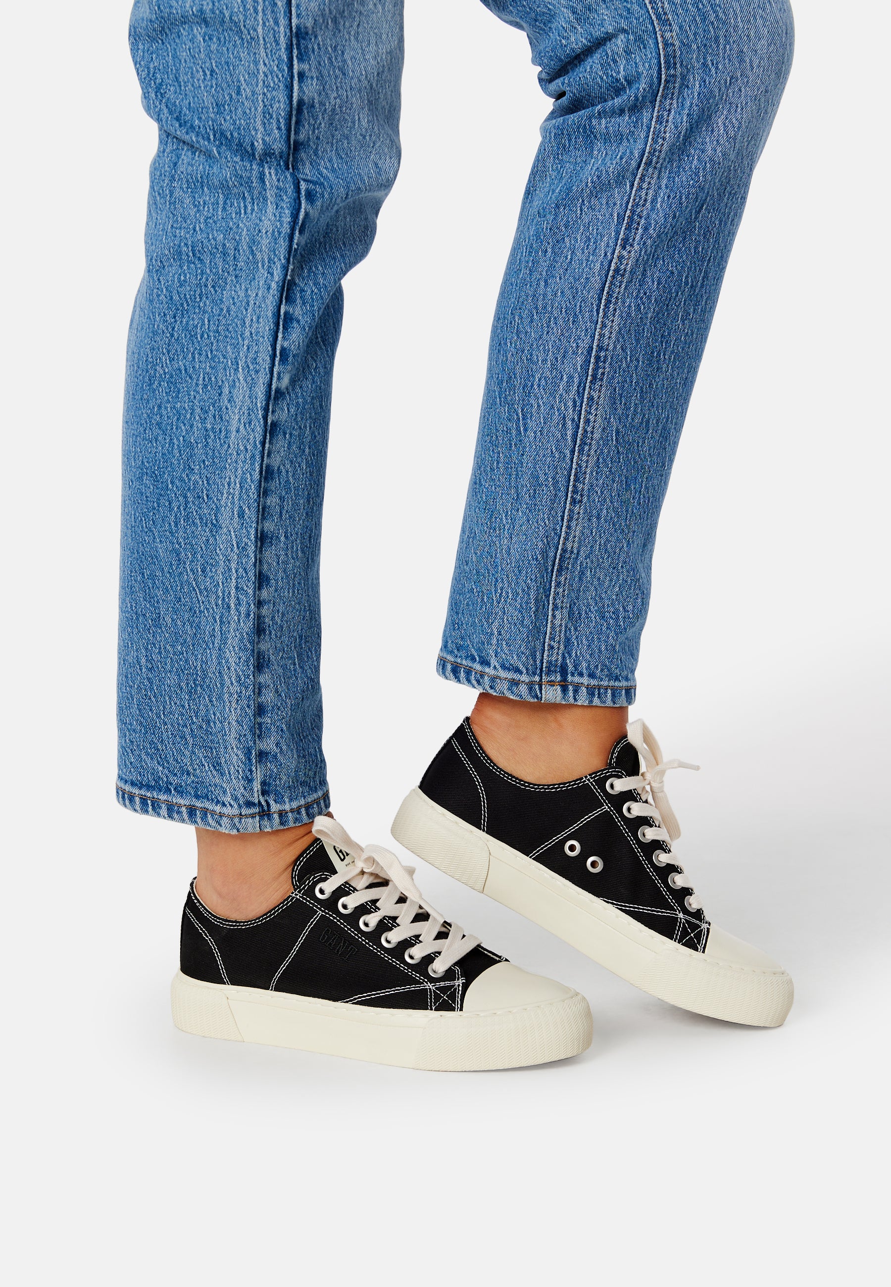 Nautilana Sneaker