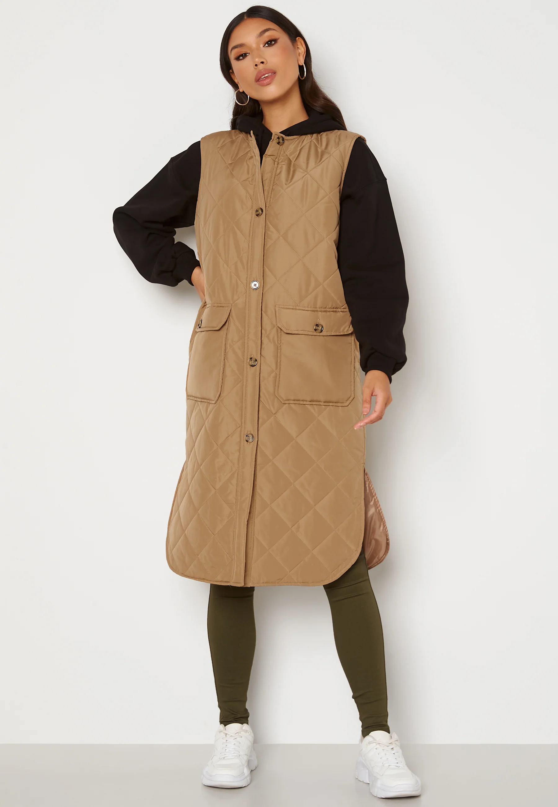Nayra S/L Long Quilt Vest - Image 2