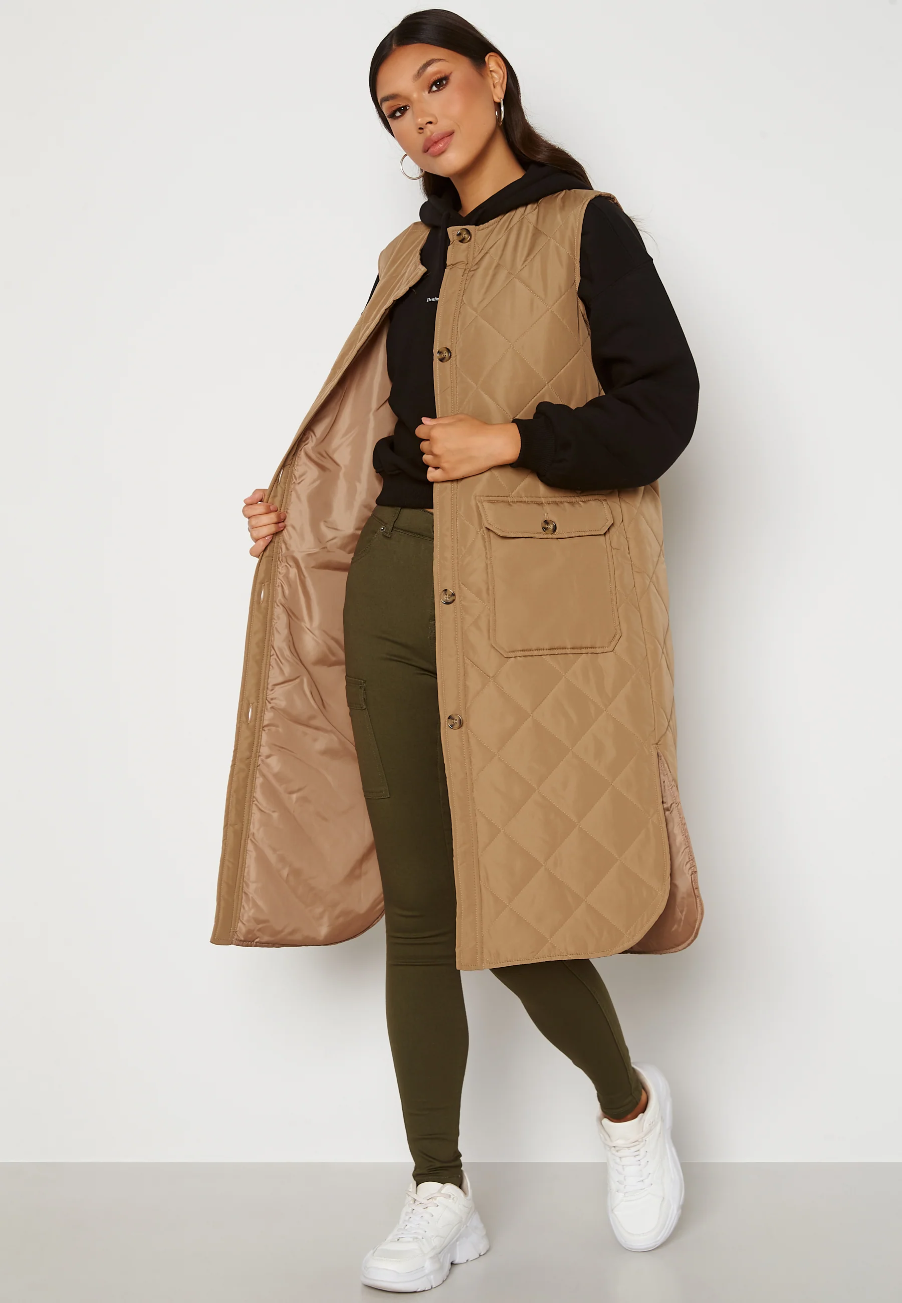 Nayra S/L Long Quilt Vest - Image 3