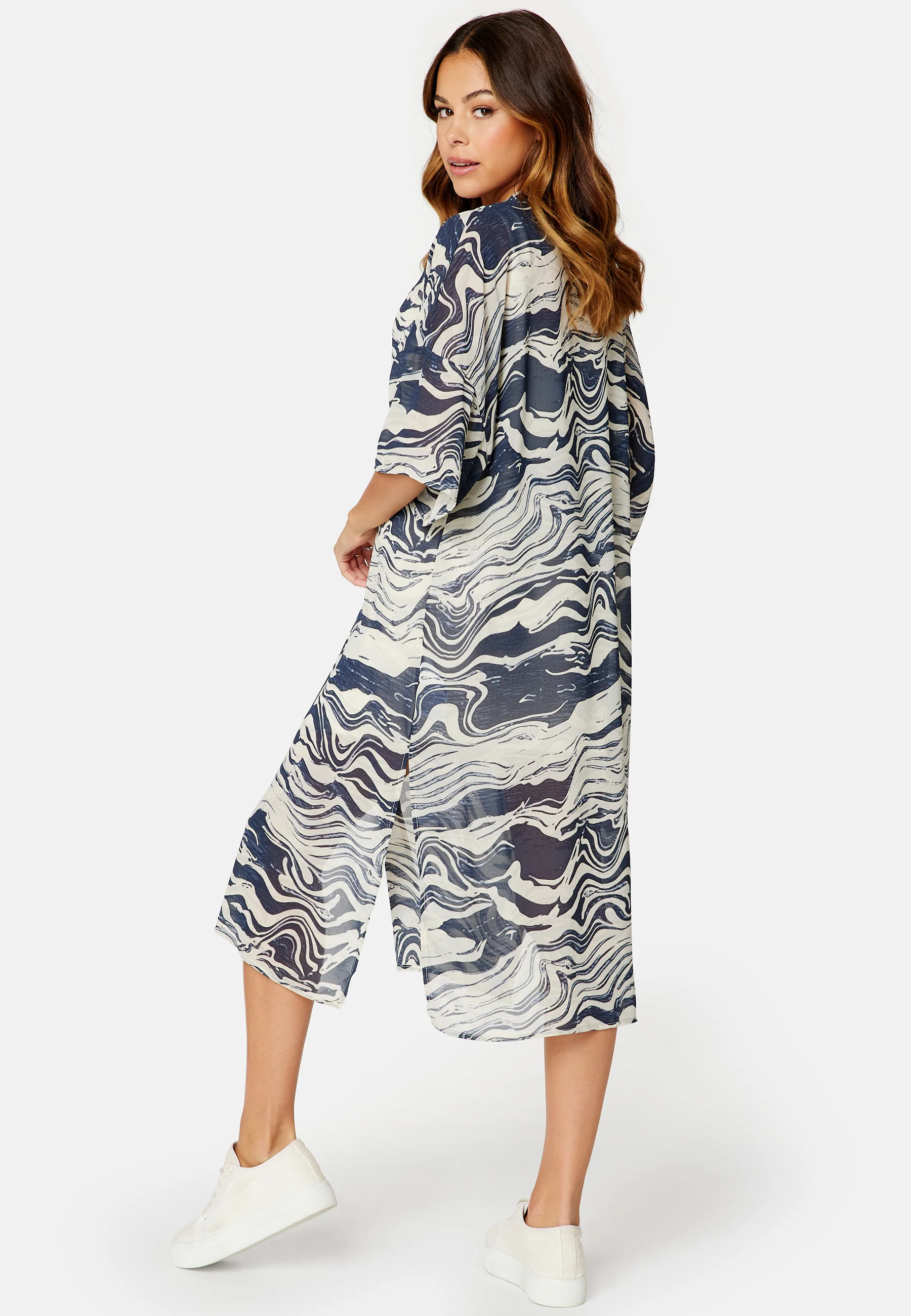 Nema 3/4 Button Cover Up - Image 2