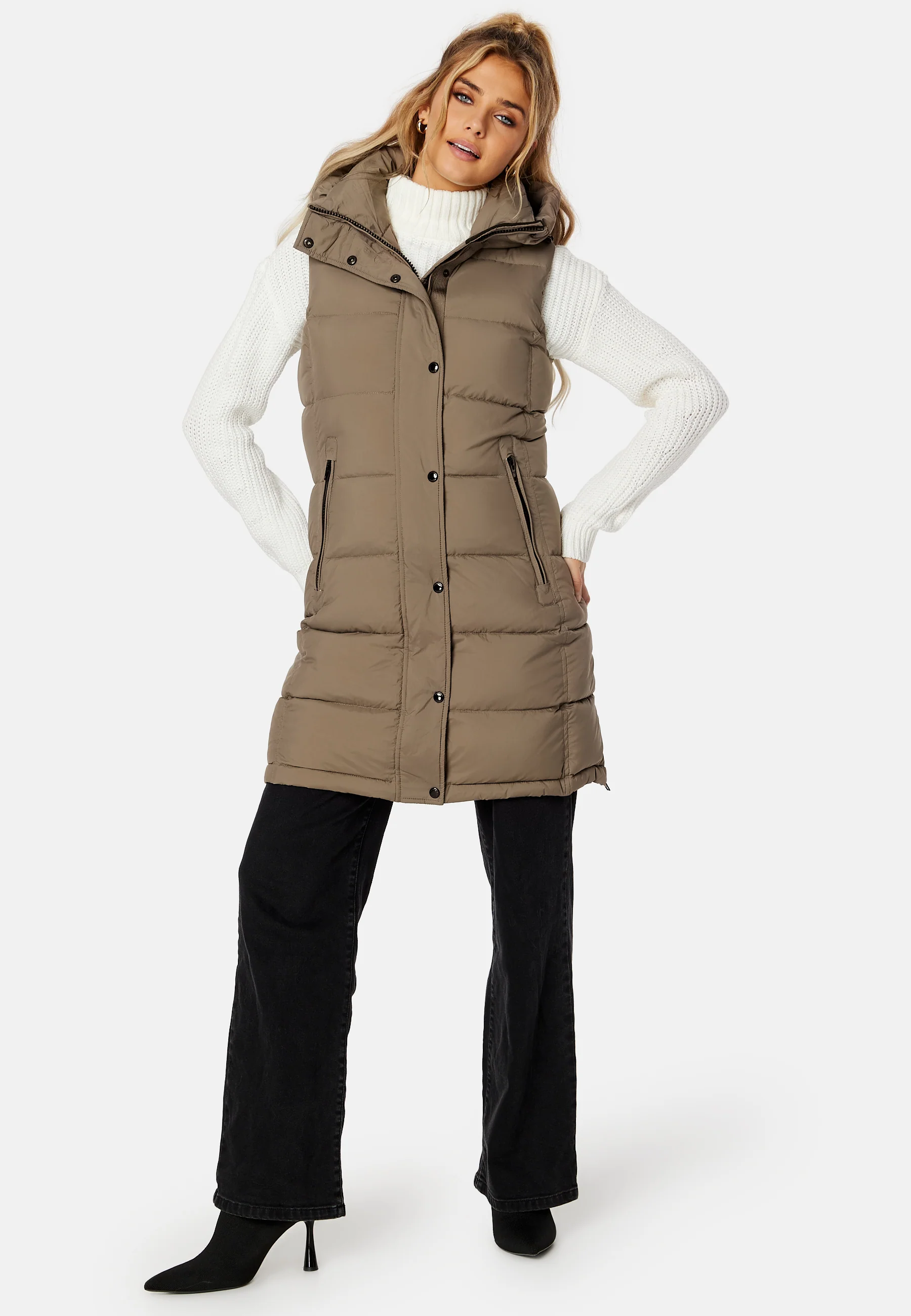 Nightingale Mid Vest - Image 3