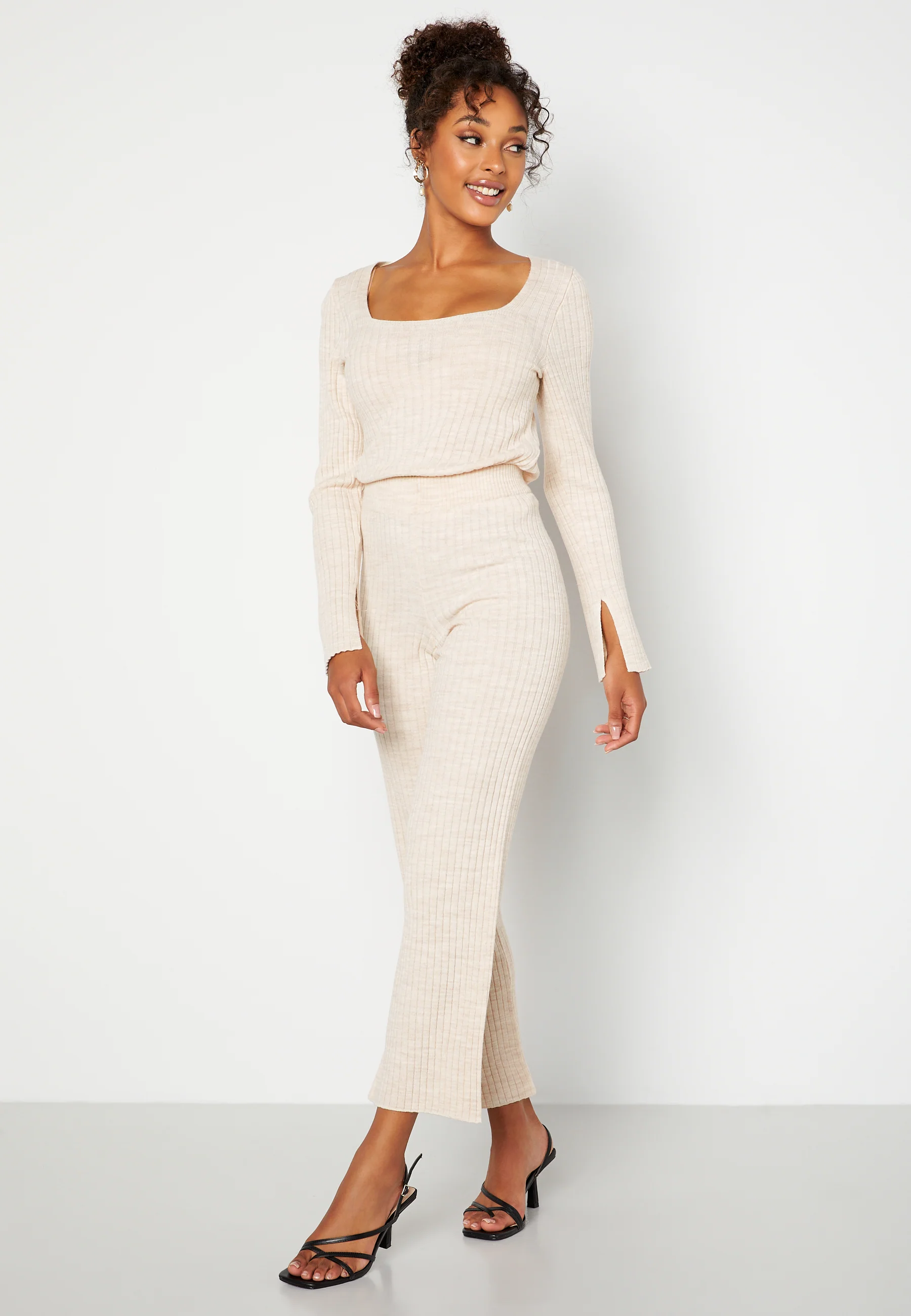 Noemi knitted set