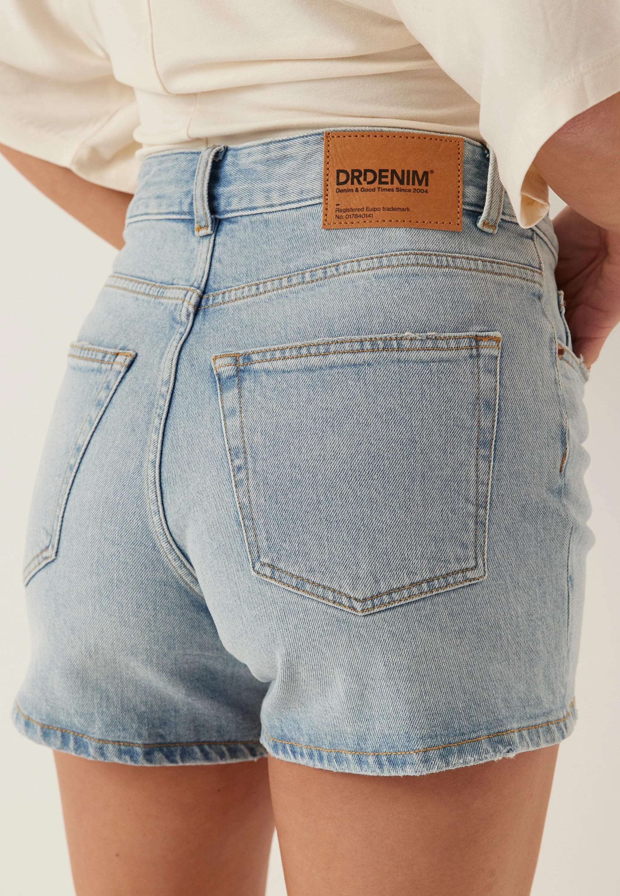 Nora Shorts - Image 4