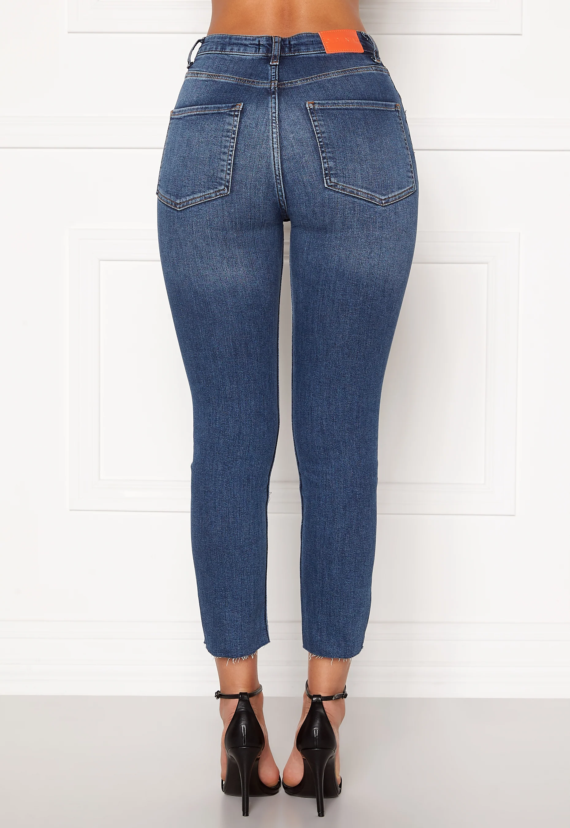 O-Crop Jeans