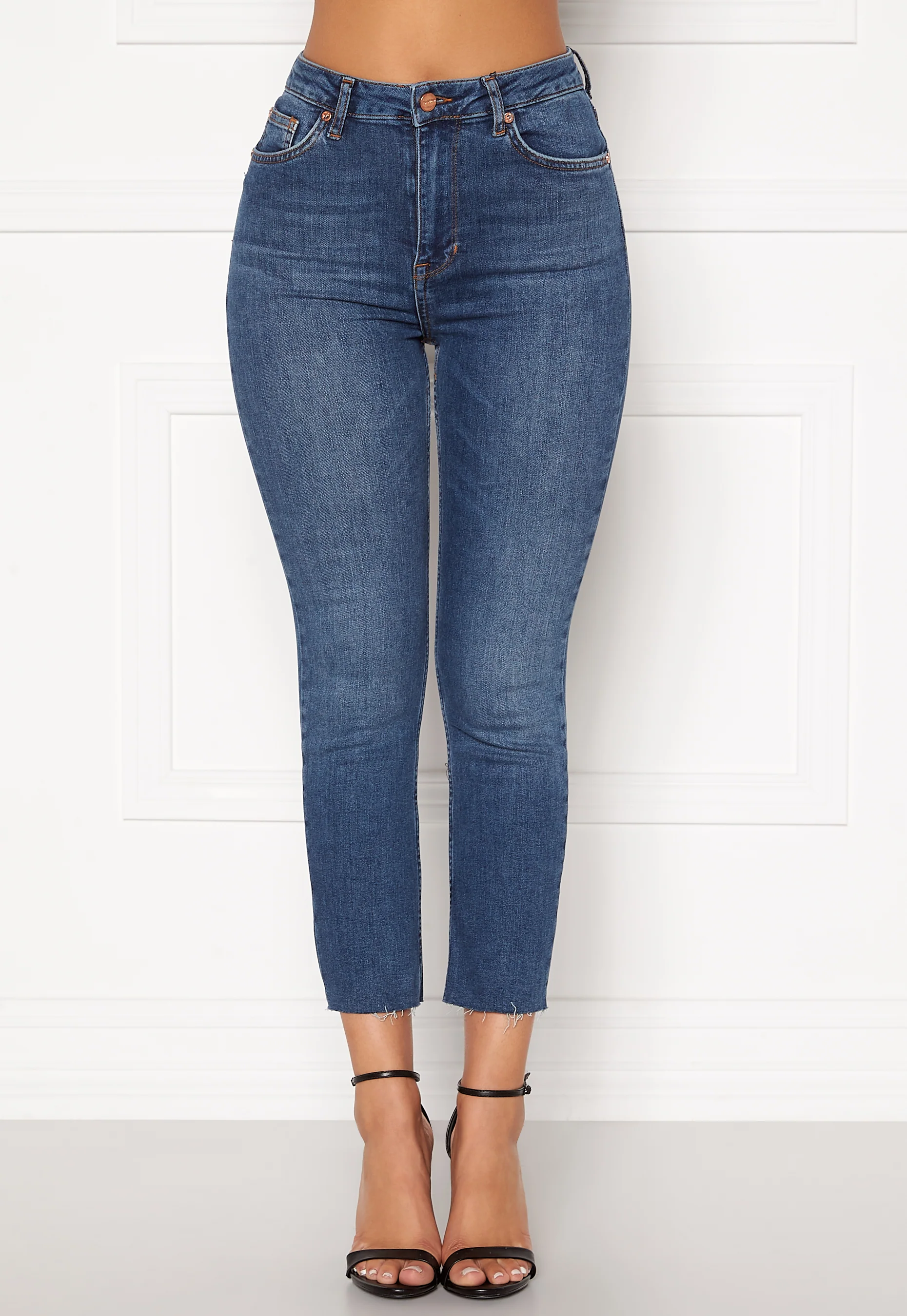 O-Crop Jeans - Image 2