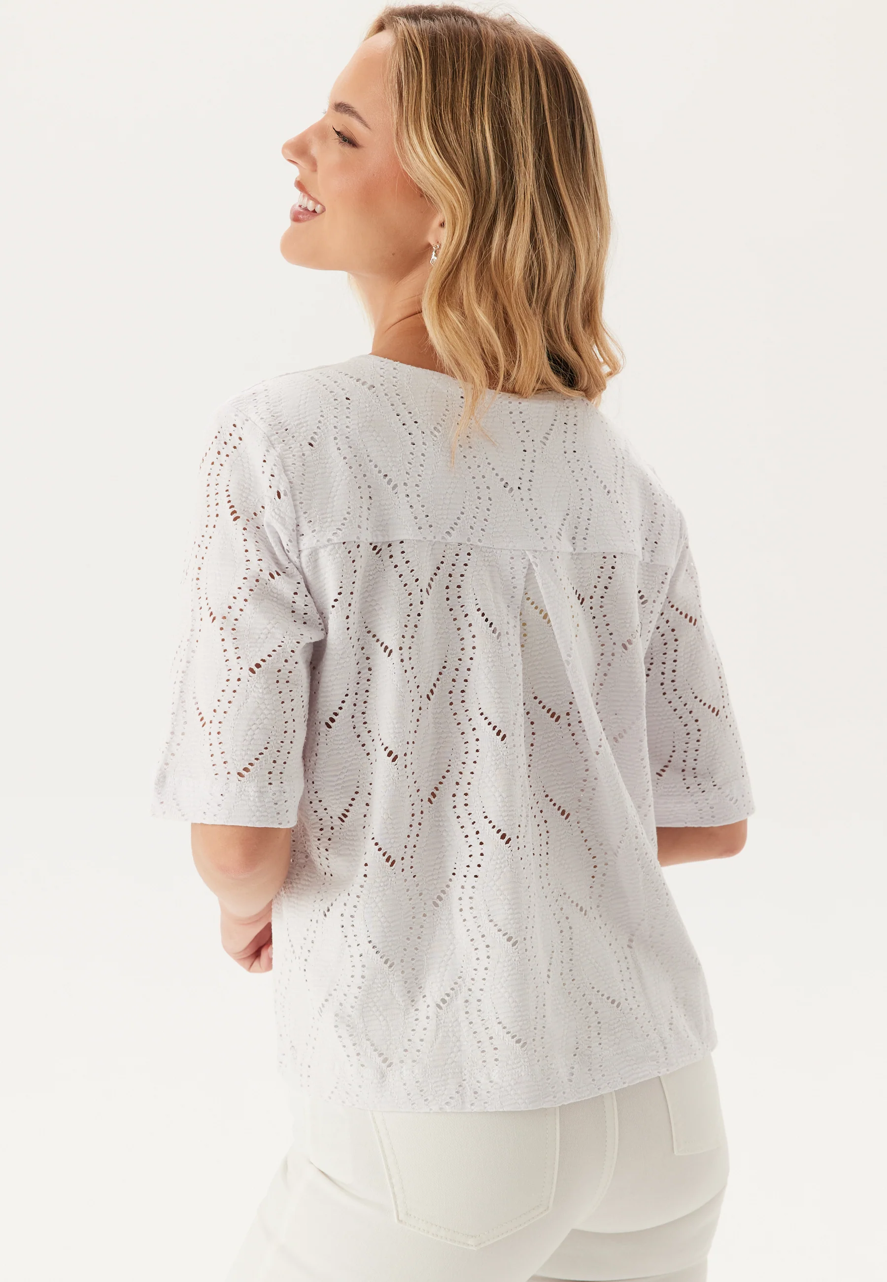 Objava 2/4 LO O-NECK TOP  LO O - Image 2