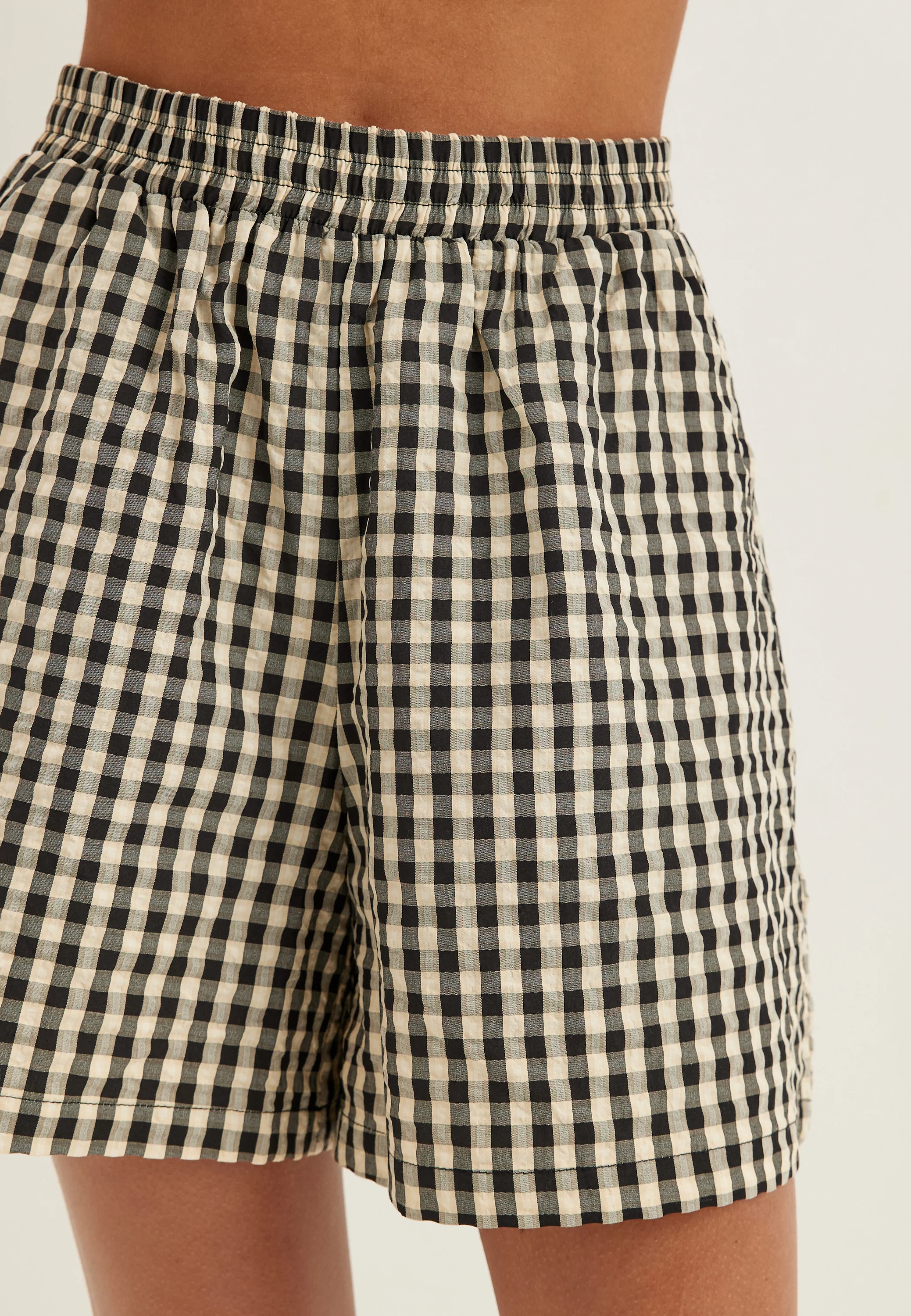 Objdanje Hw Lo Bermuda Shorts - Image 2