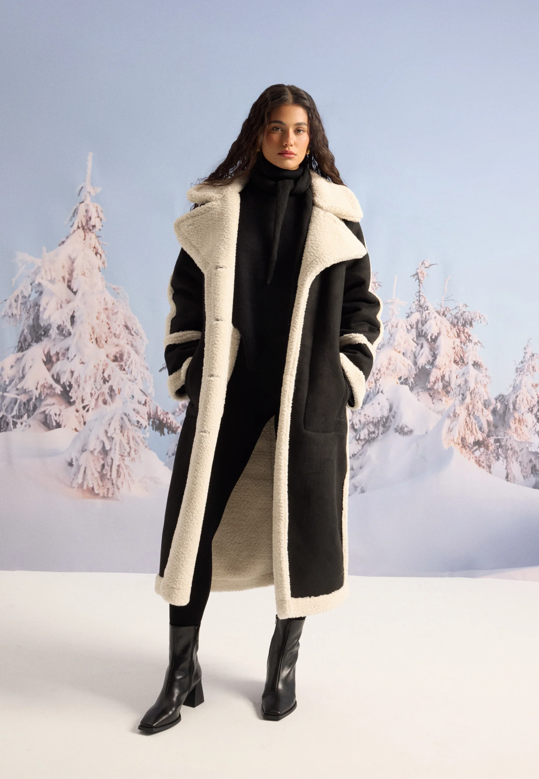 Objkhalesi Oversized Coat - Image 2