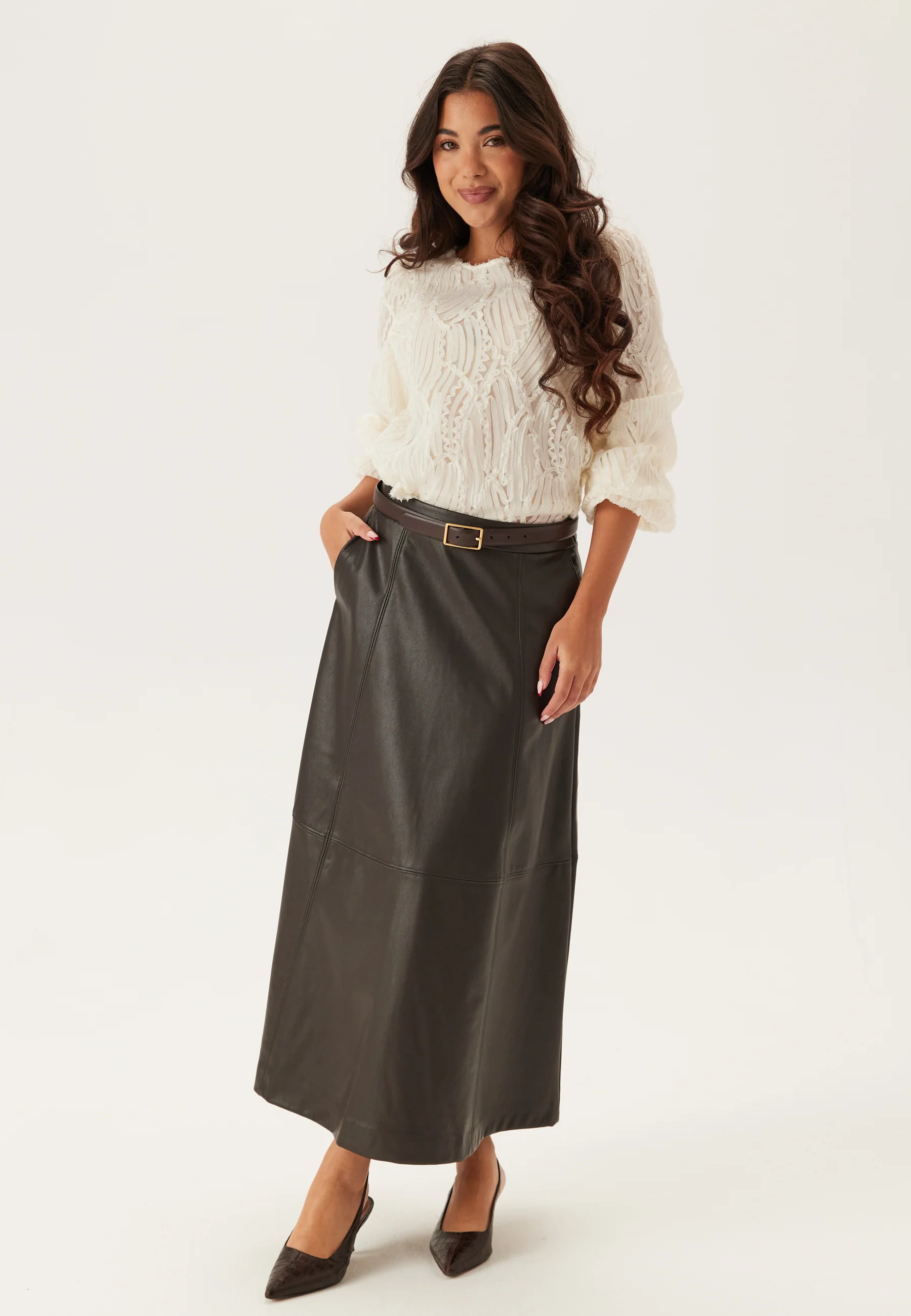 Objlucie L/S RE O-NECK TOP - Image 3