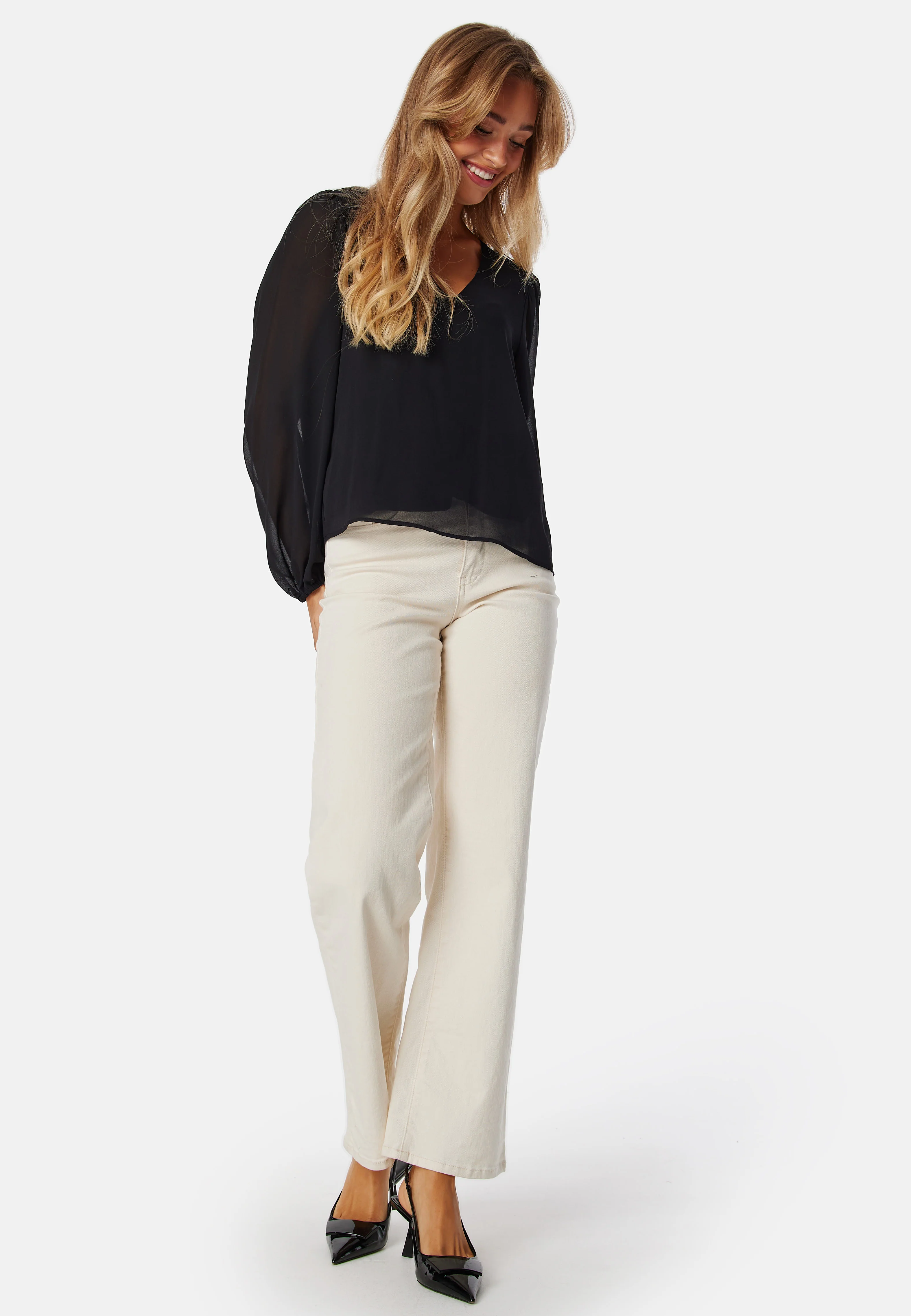 Objmila Re L/S V-Neck Top - Image 4