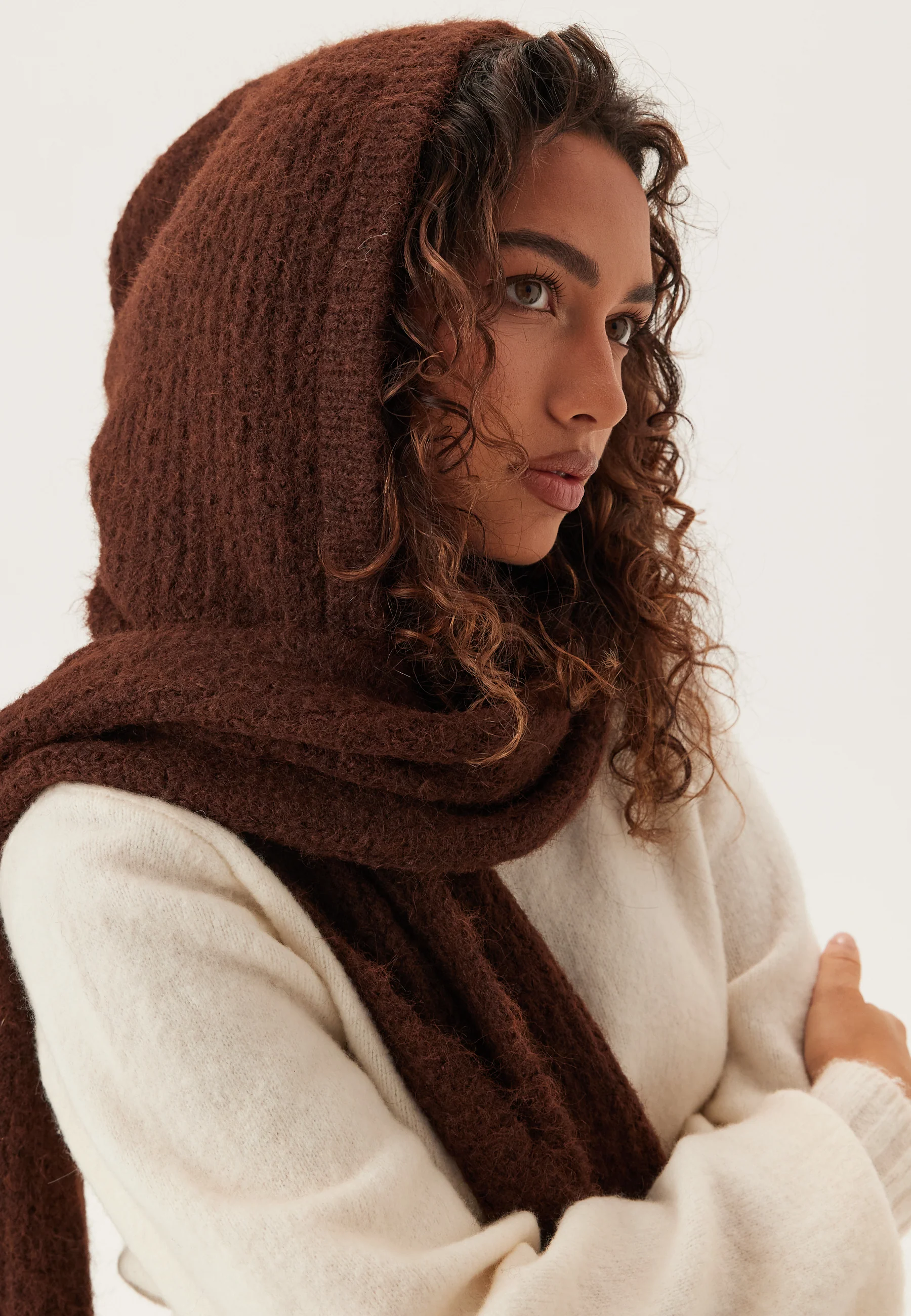 Objmilu Scarf Knit Balaclava - Image 3