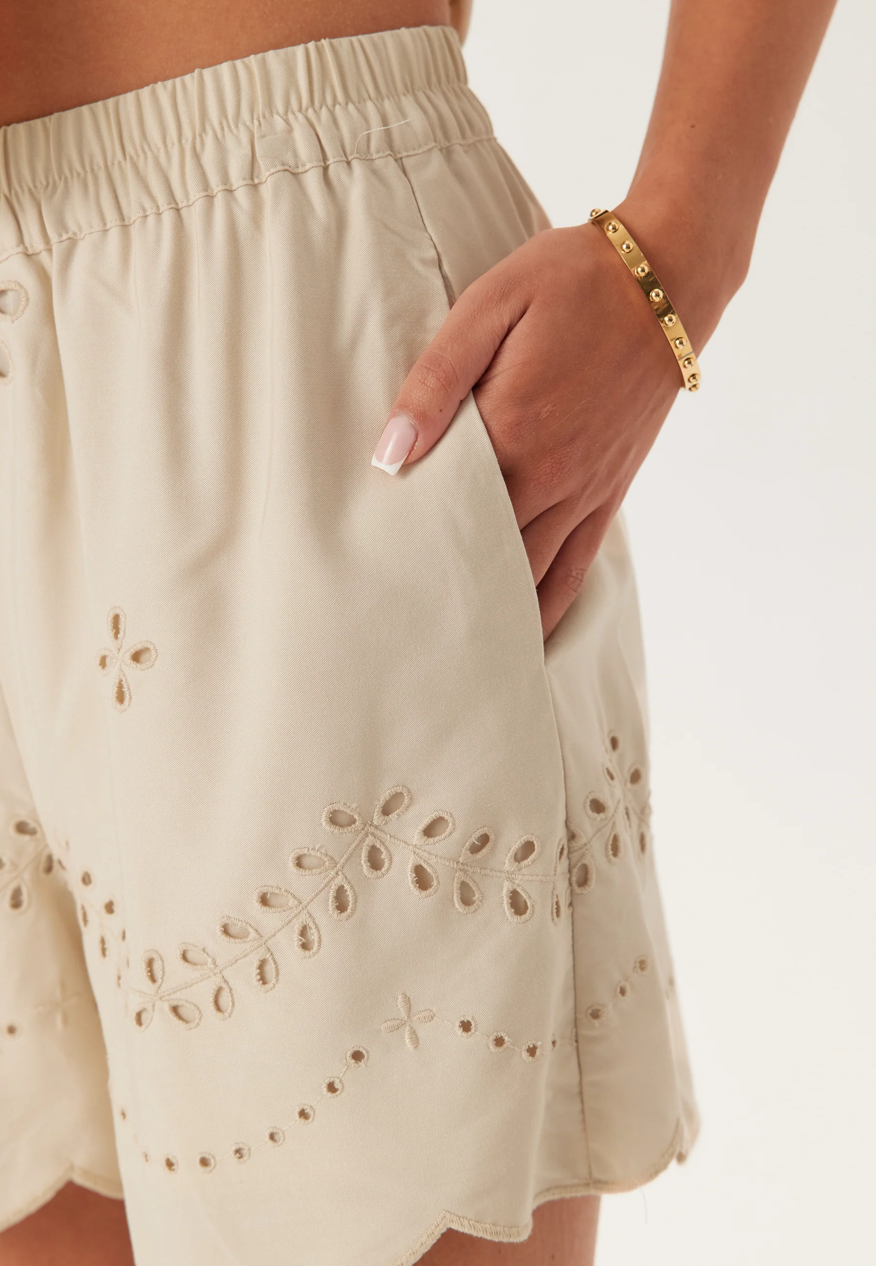 Objnoelle Hw Shorts - Image 5