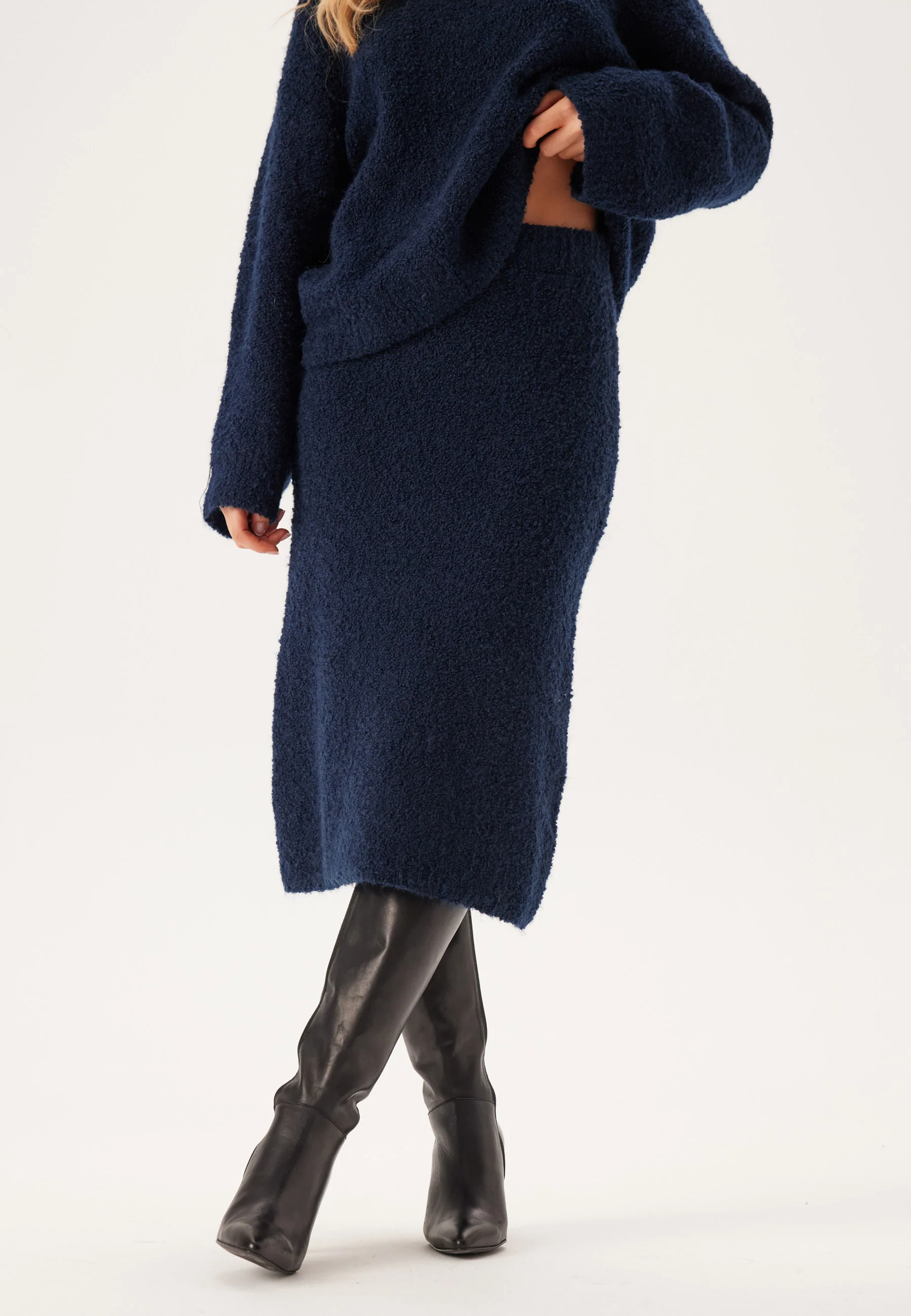 Objtolatya Knit Midi Skirt