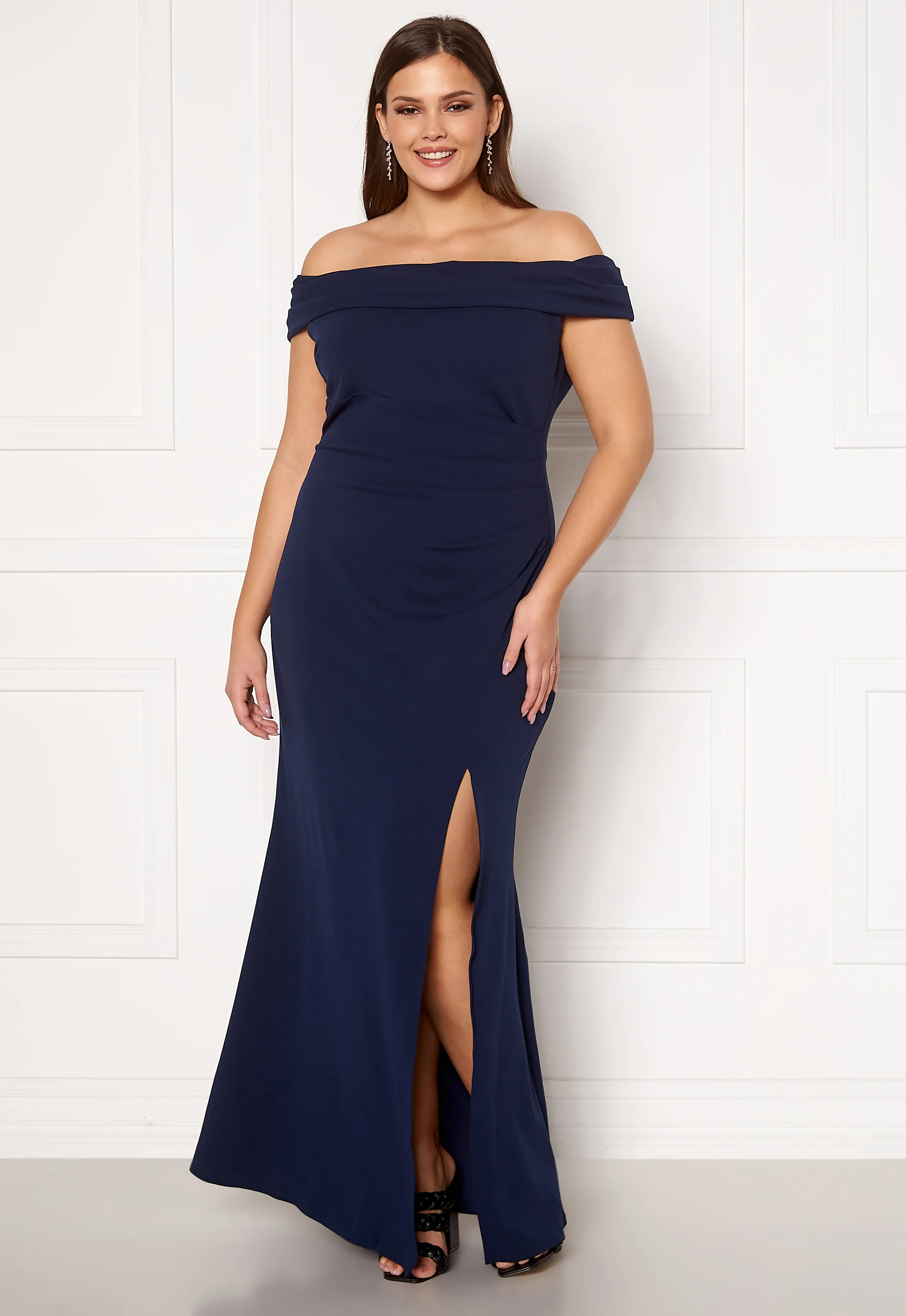 Off Shoulder Maxi Curve Dress