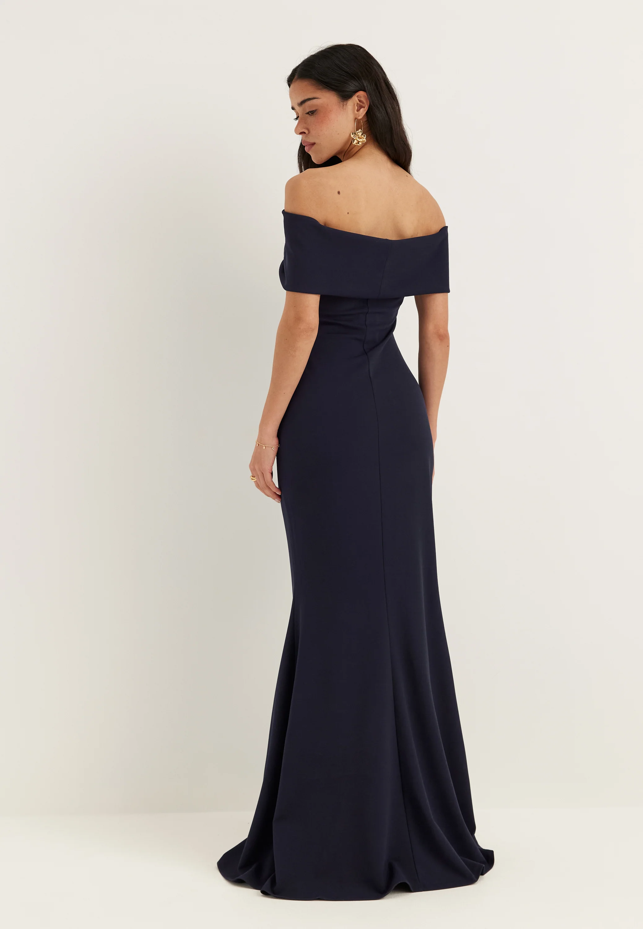 Off Shoulder Pleat Maxi Dress - Image 4