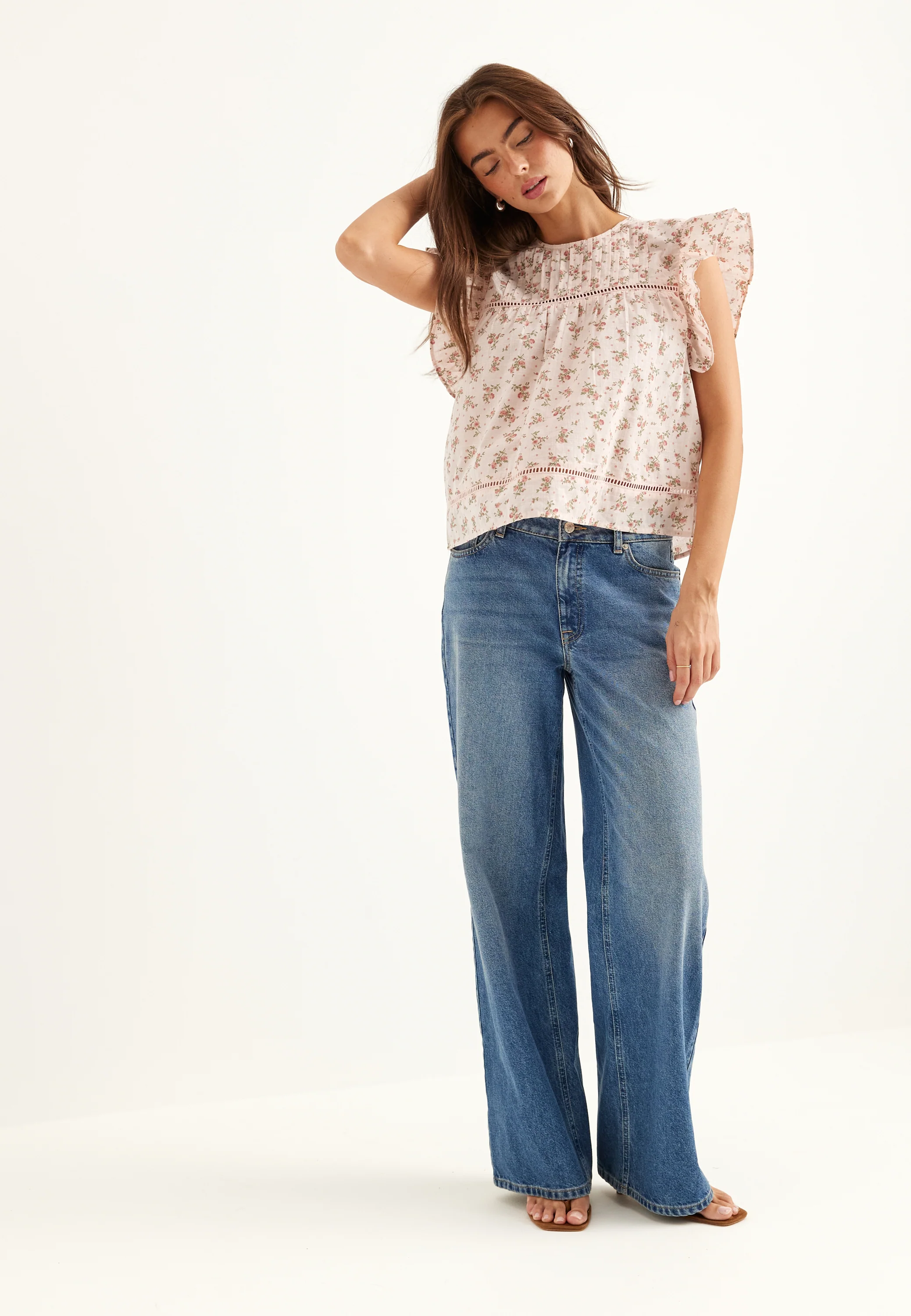 Onlasha Sl Frill O-neck Top - Image 3
