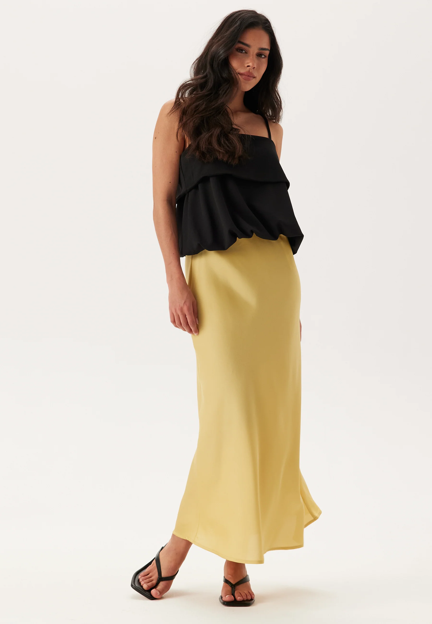 Onlchigo Ankel Satin Skirt