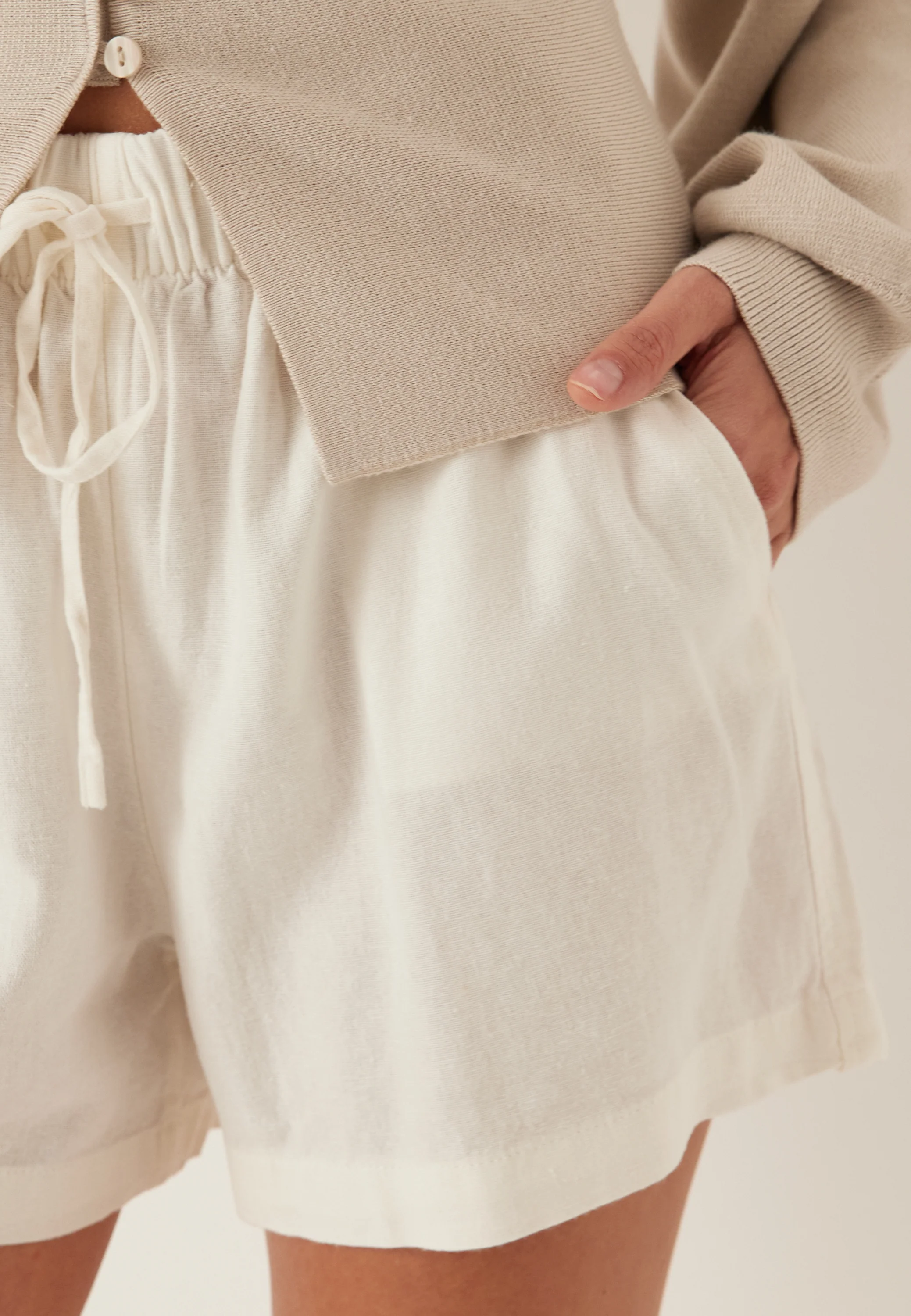 Onlgoa Mw Lin Bl Pull-up Shorts - Image 5