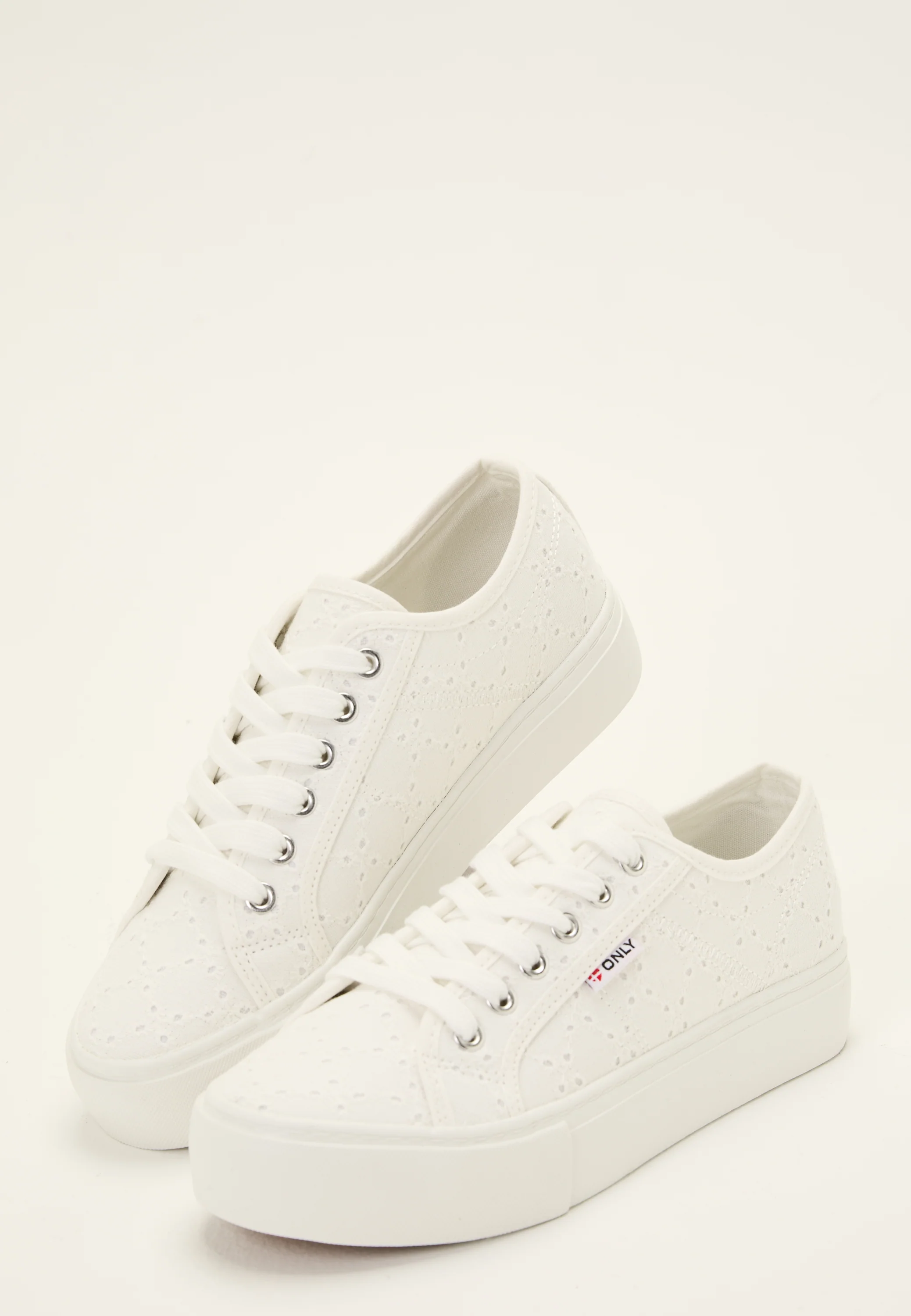 Onlnoomi Platform Sneaker - Image 2