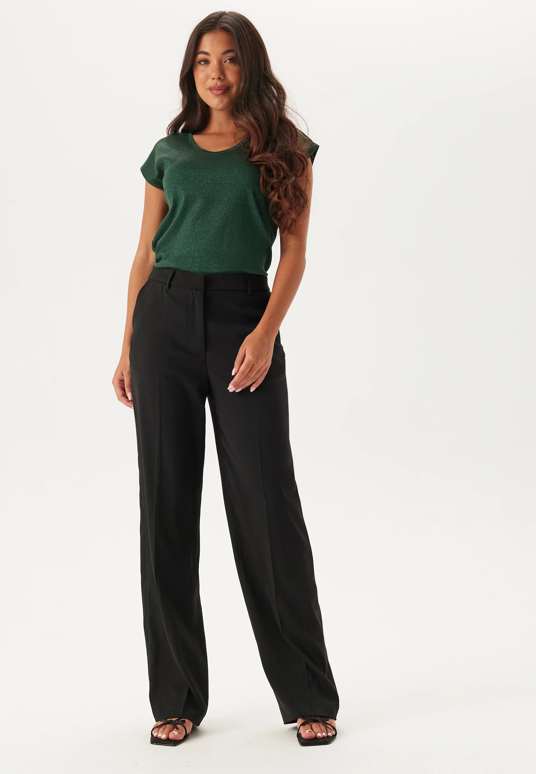 Onlsilvery S/S V Neck Lurex Top - Image 3