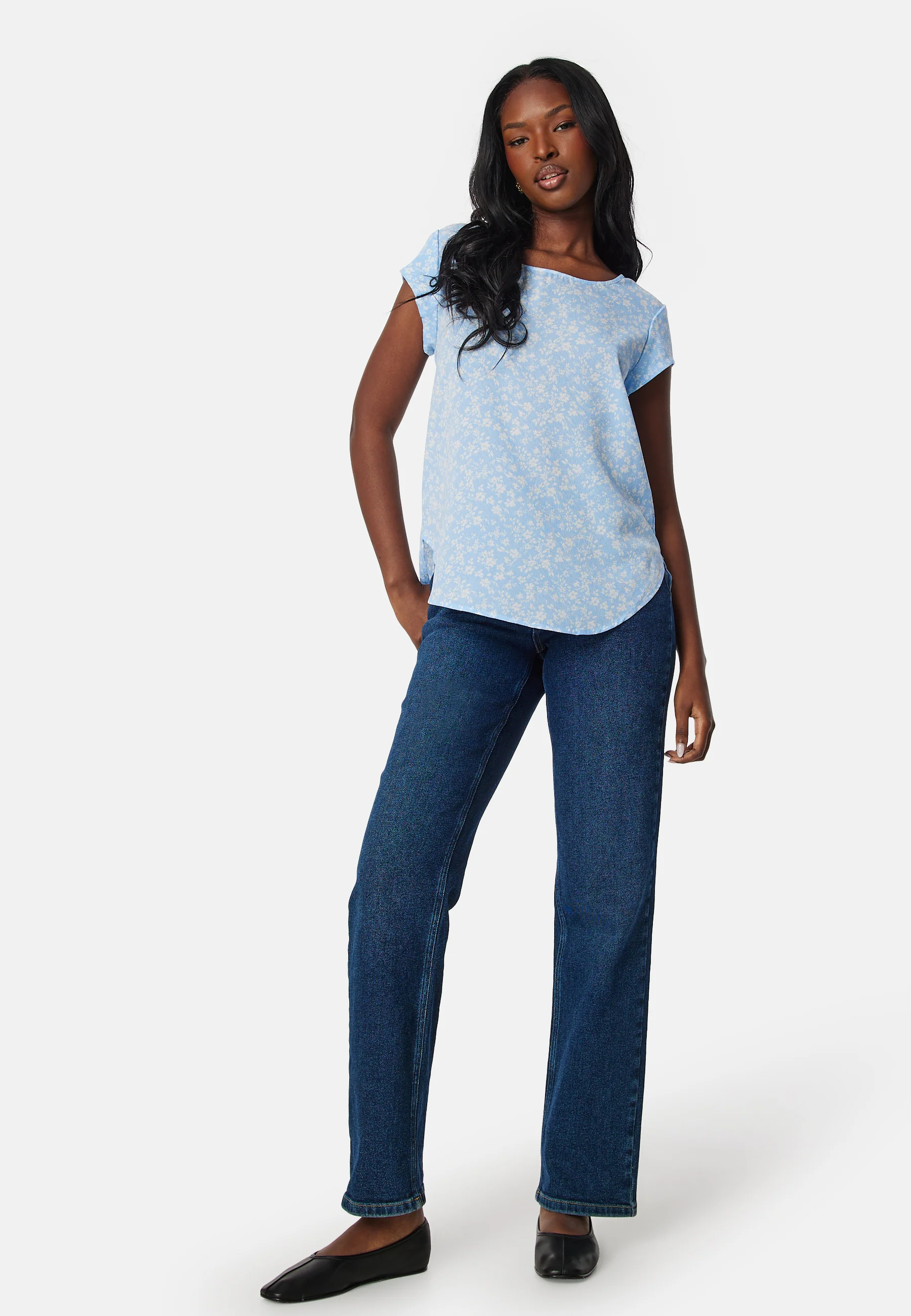 Onlvic ss AoP Top - Image 3
