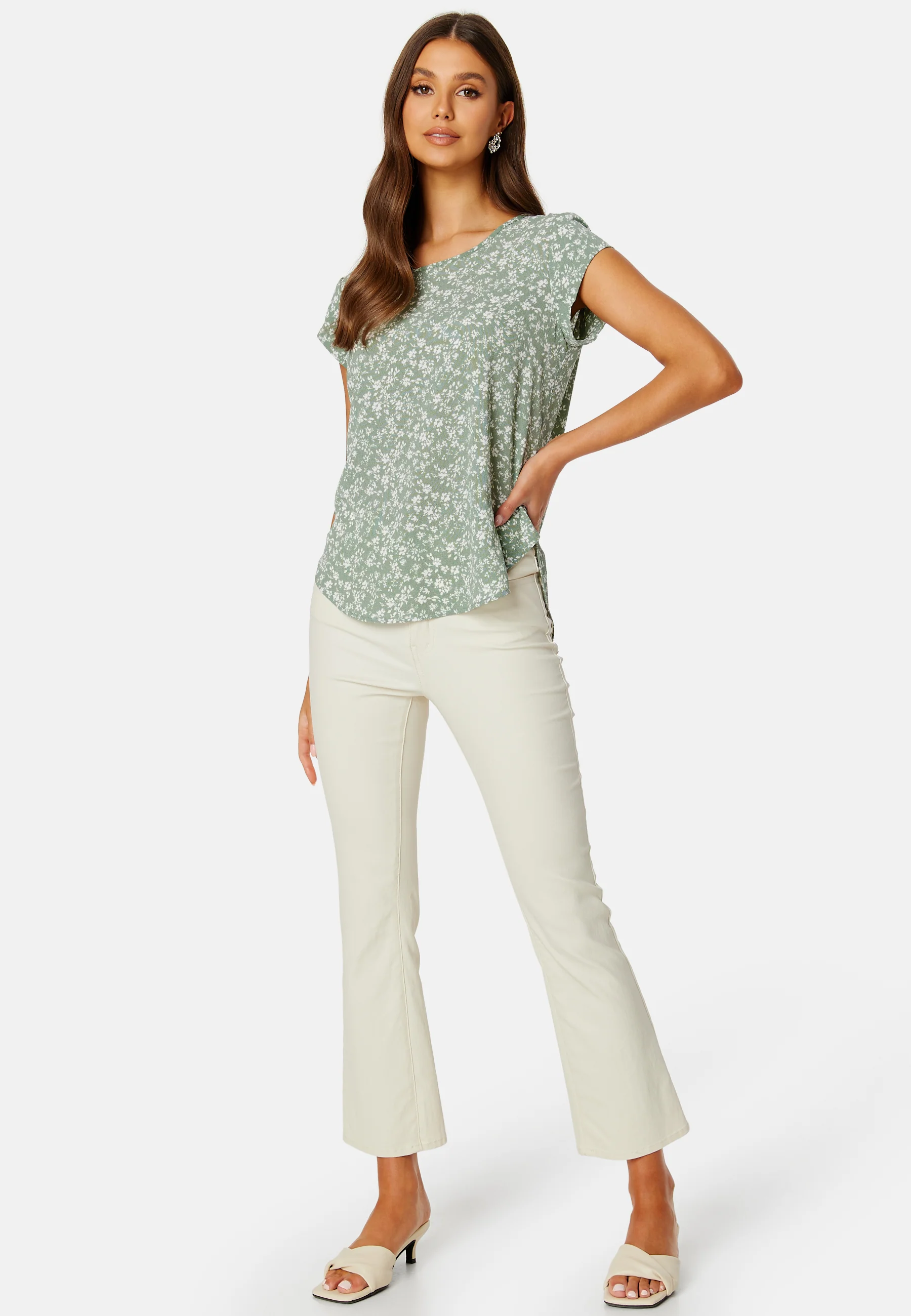 Onlvic ss AoP Top - Image 2