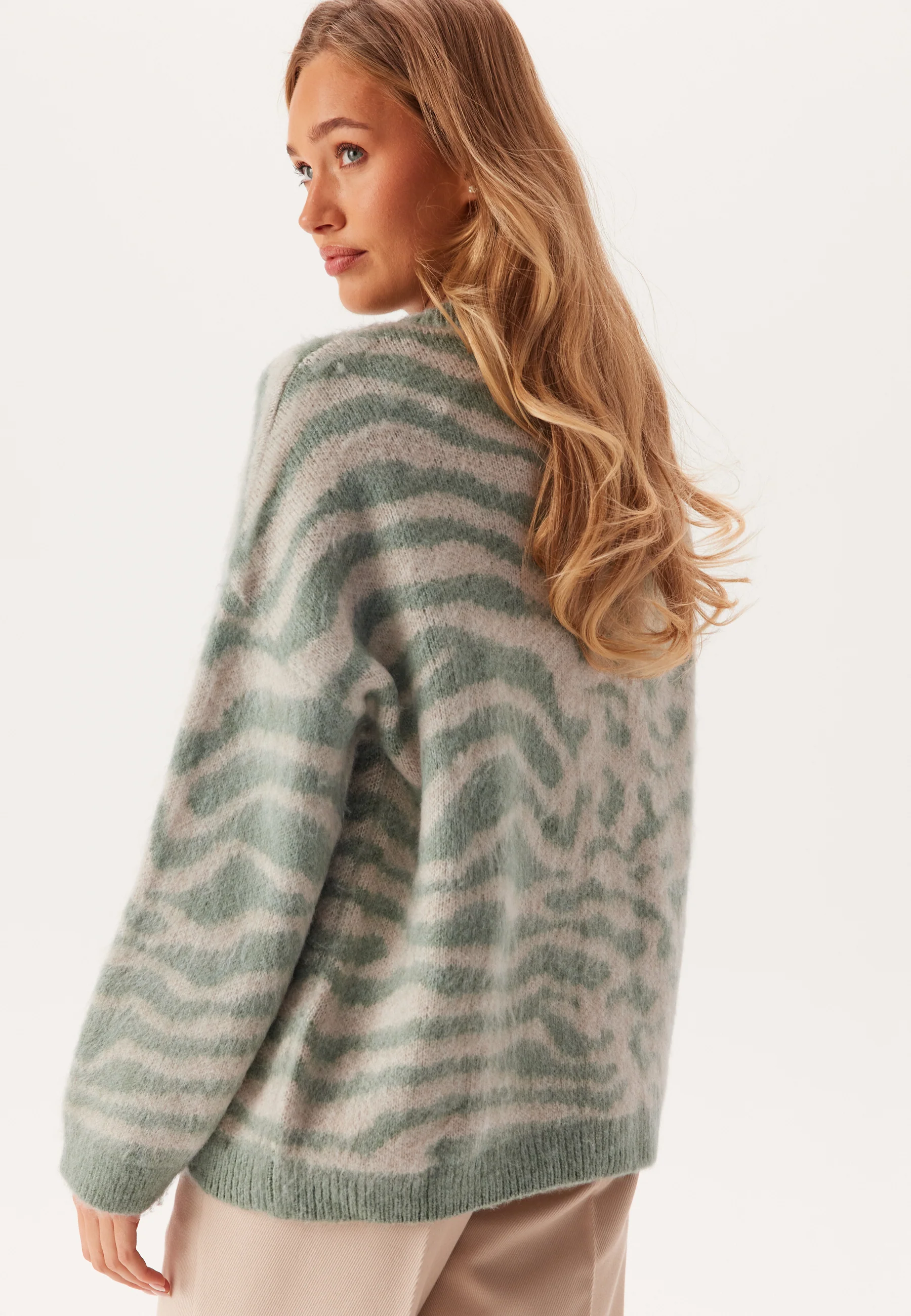 Onlwild Ls Jq Long O-neck - Image 2