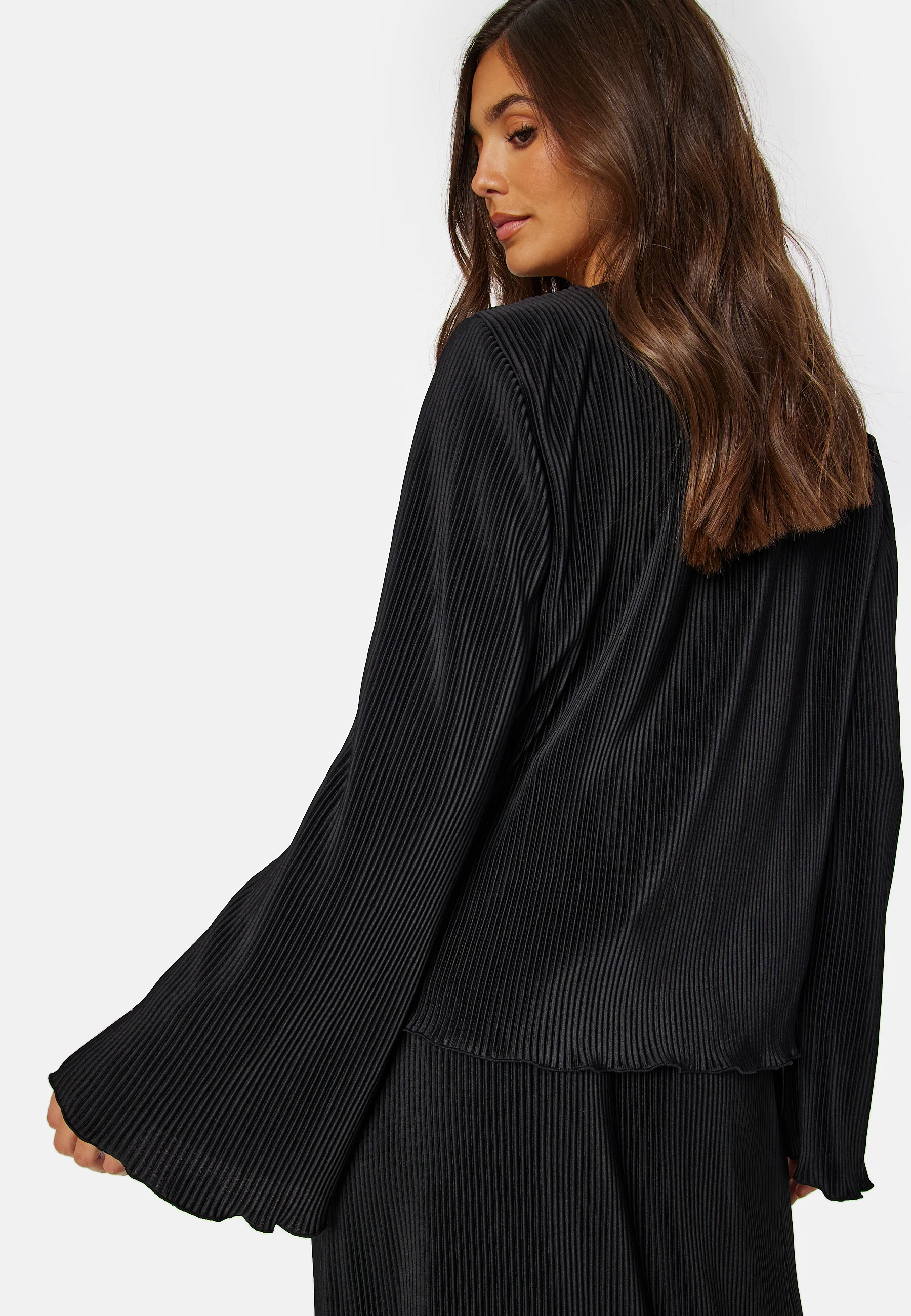 Ossa LS O-Neck Wide Sleeve Top - Image 2