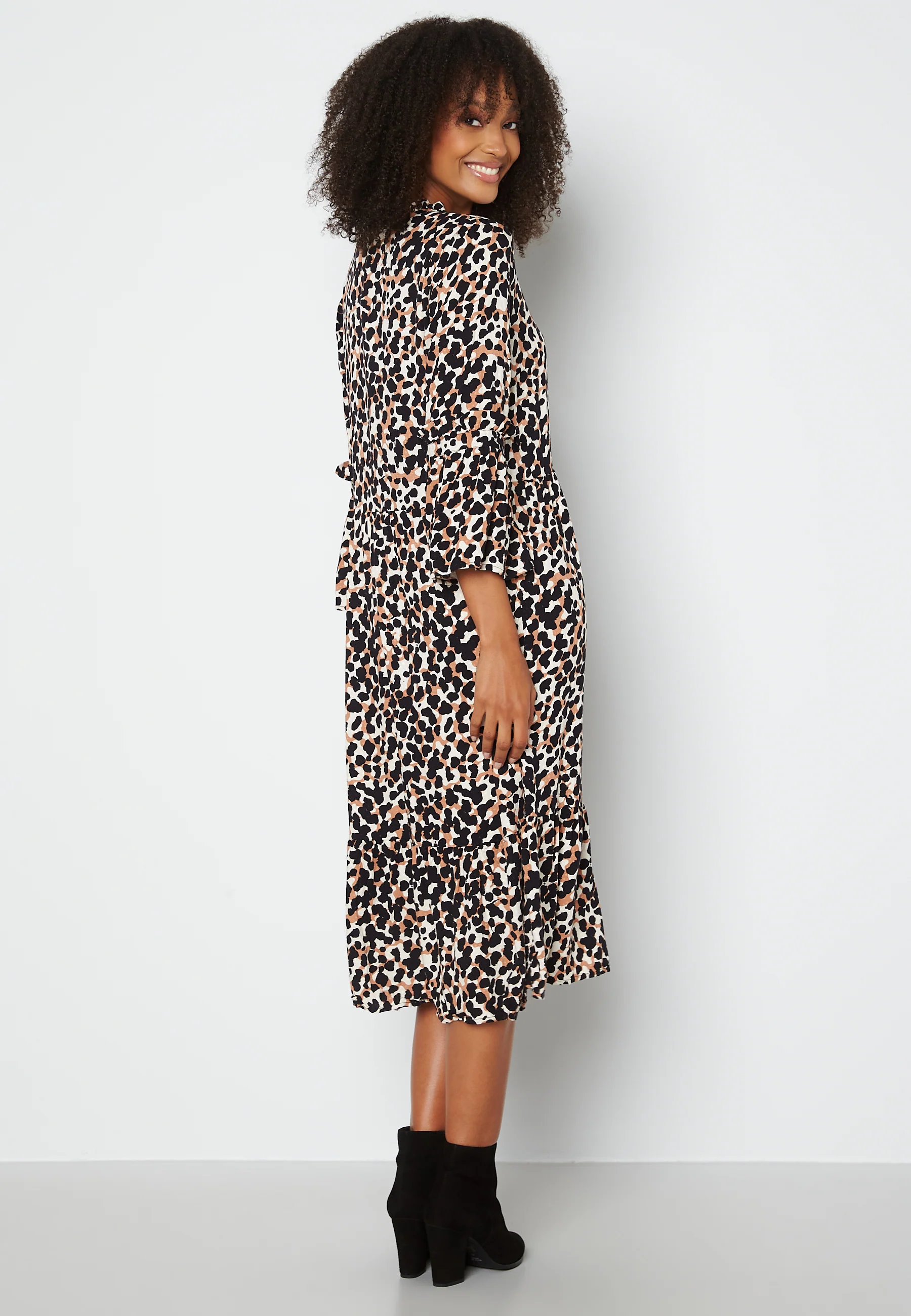 Pamala 3/4 Midi Dress - Image 3