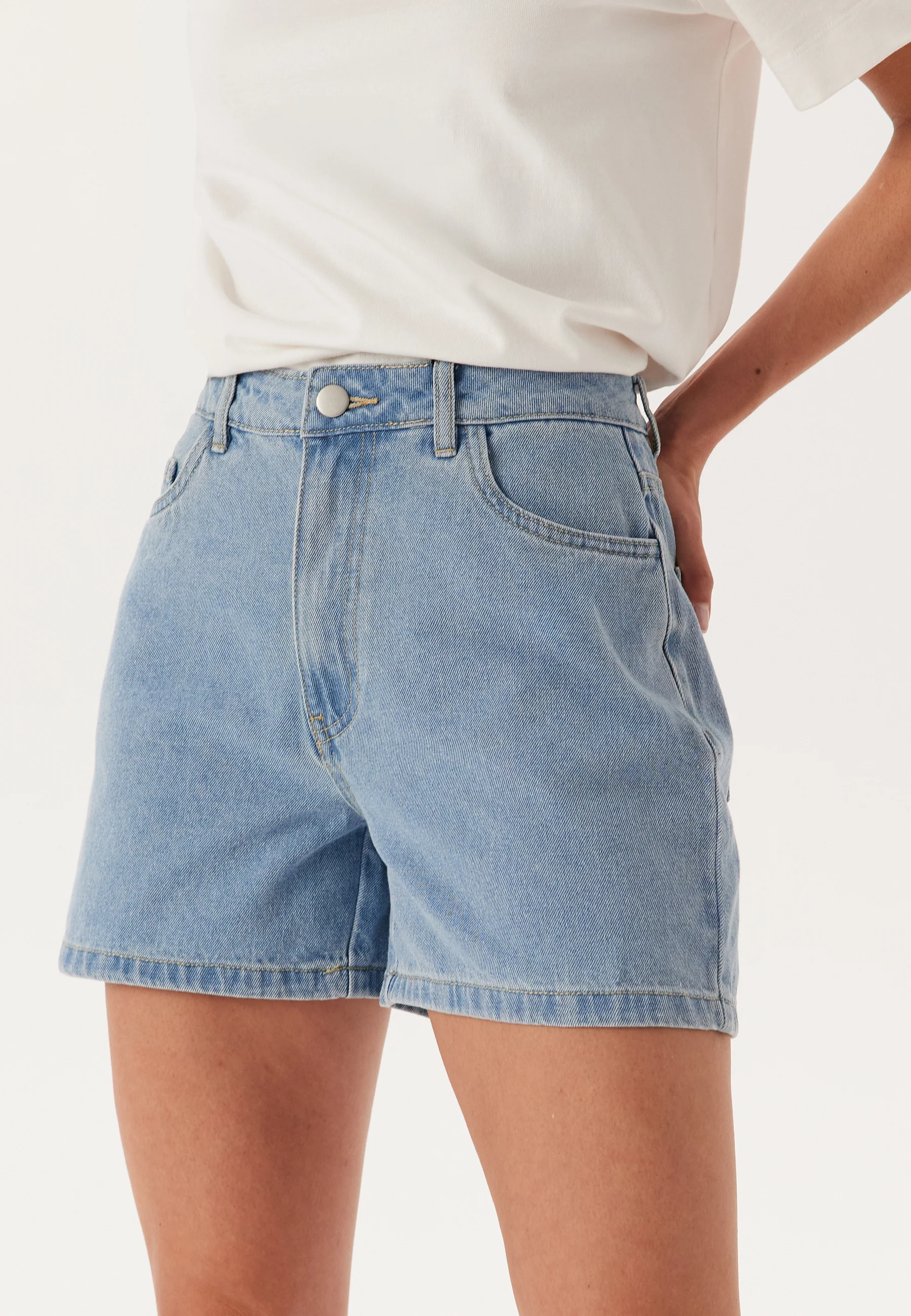 Pcabbi Mw Shorts - Image 4