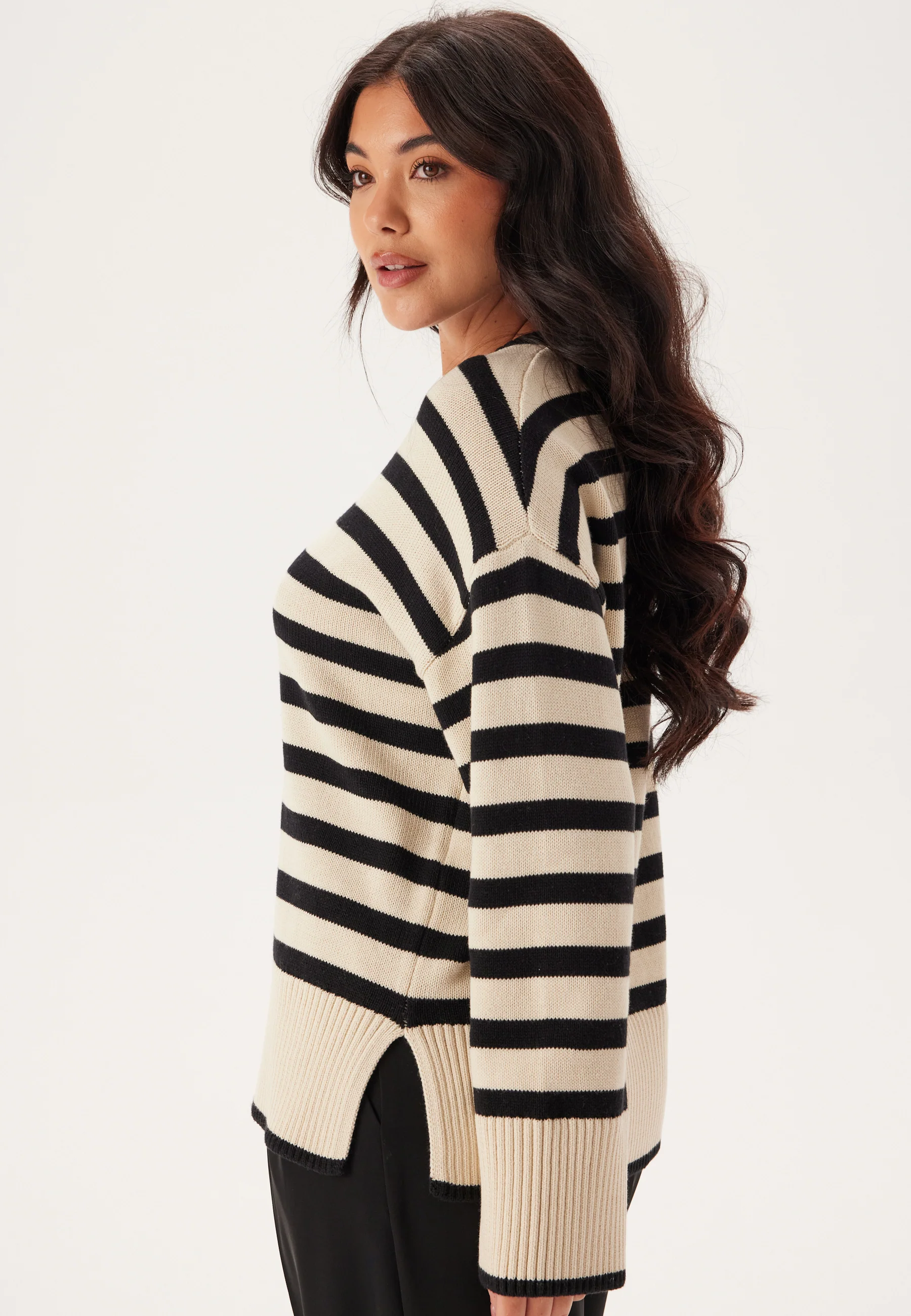 Pcava Ls O-neck Slit Knit - Image 2