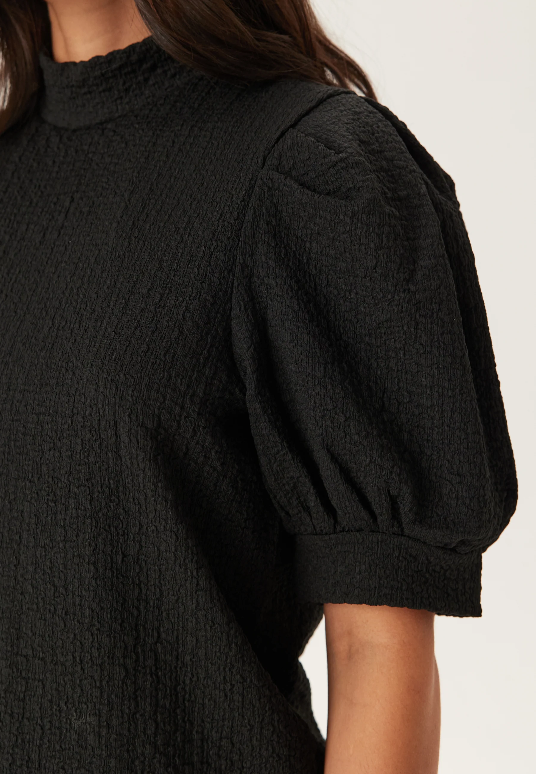 Pcjamal 2/4 HIGH NECK TOP HIGH - Image 5