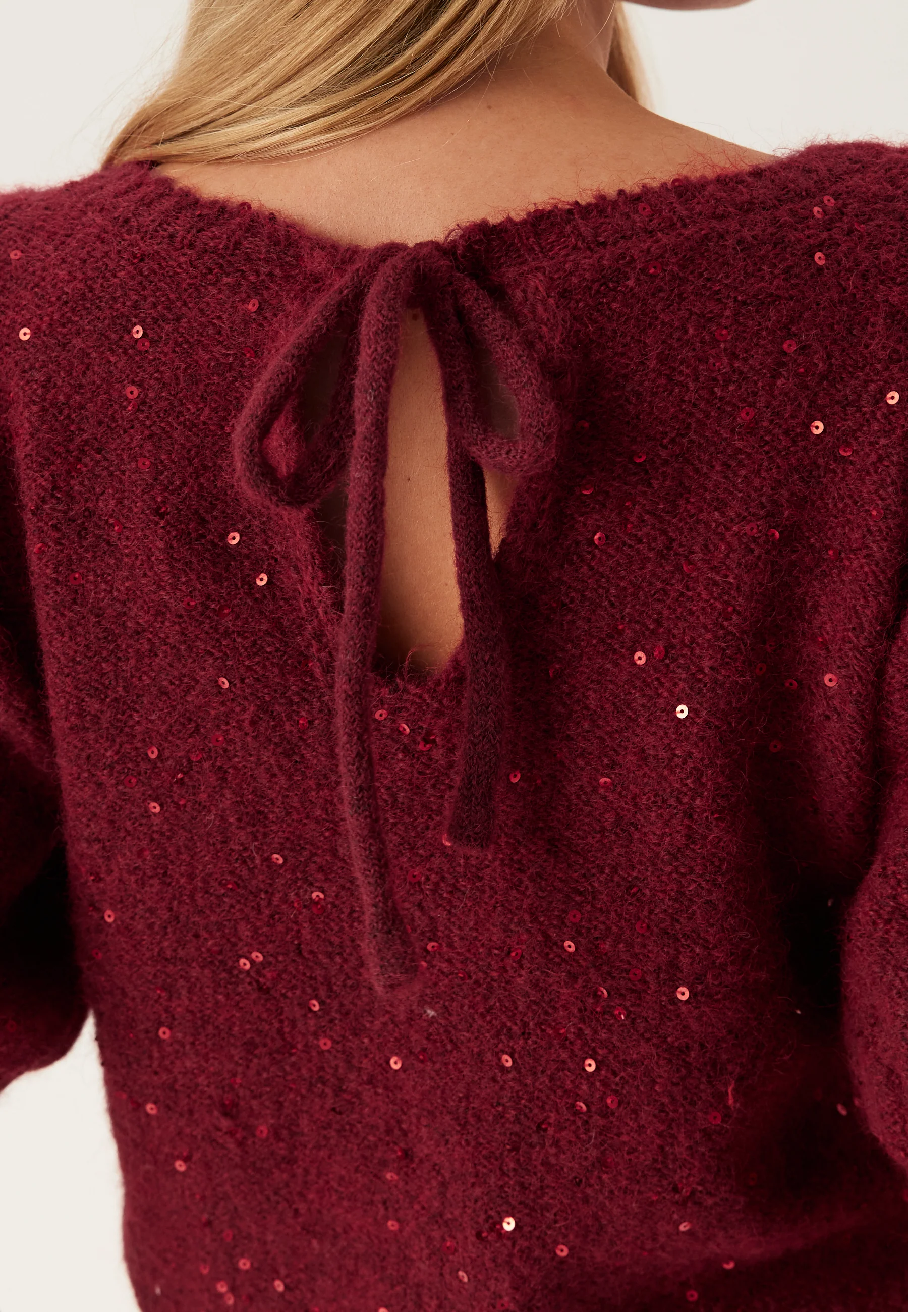 Pcmesva Ss Sequin Tie Back Knit - Image 4