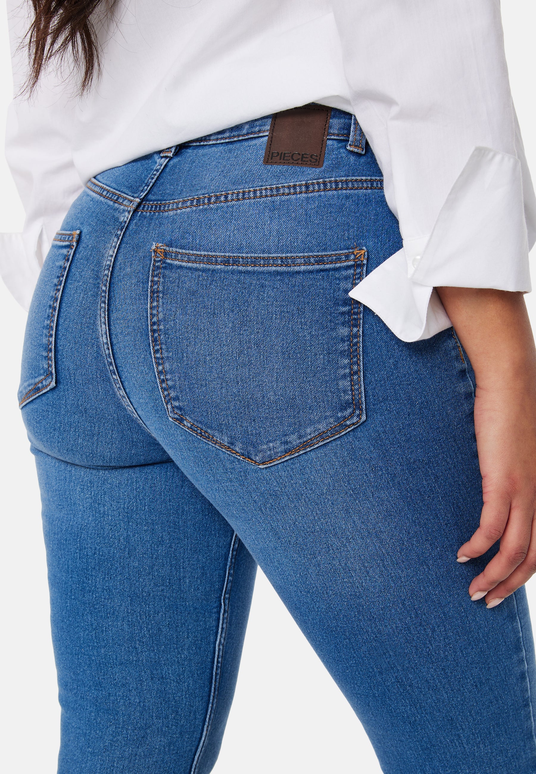 Pcpeggy Flared High Waist Jeans - Image 4
